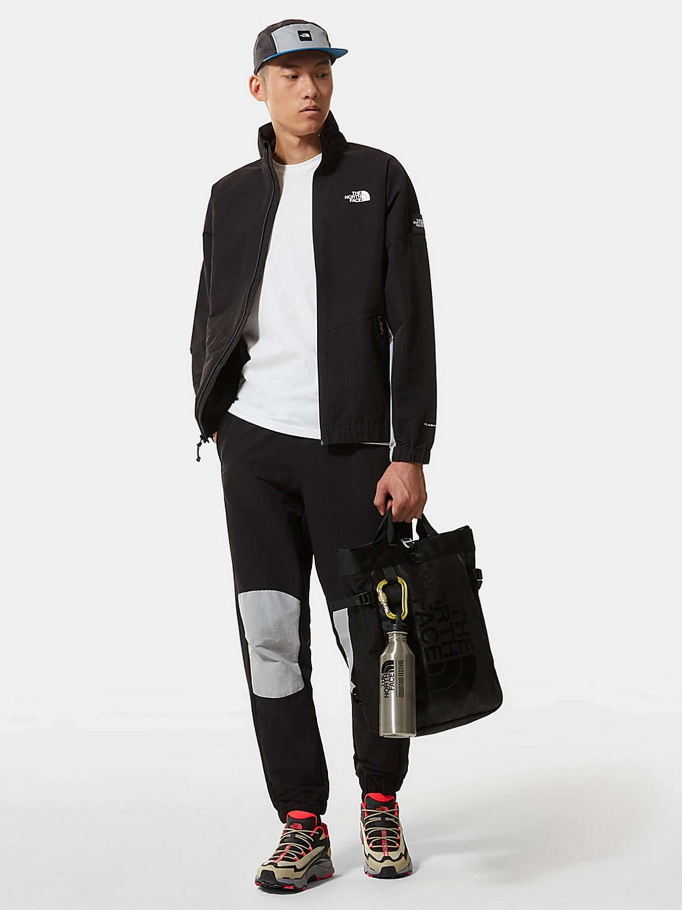 Куртки и дубленки The North Face Phlego Track модель NF0A7R2G0GY1 Куртки и дубленки The North Face Phlego Track модель NF0A7R2G0GY1 Фото