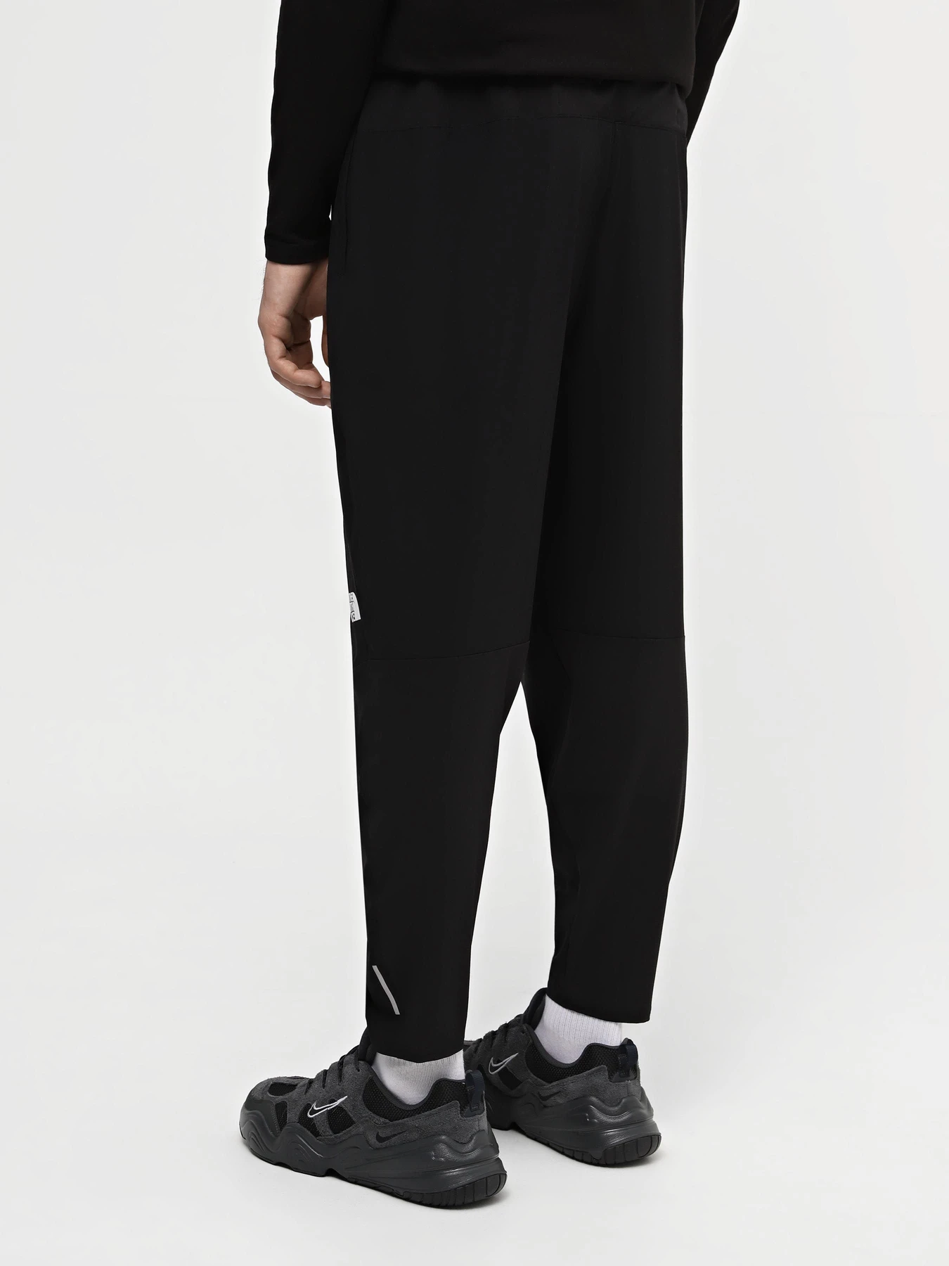 Брюки The North Face Movmynt модель NF0A537CJK31 Брюки The North Face Movmynt модель NF0A537CJK31 Фото