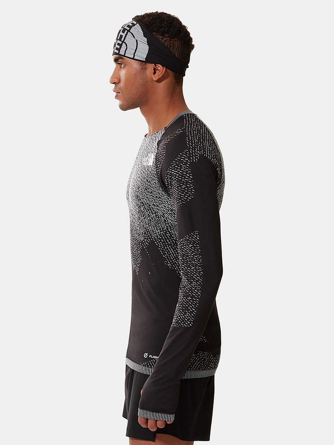 Худі та світшоти The North Face Flight Seamless модель NF0A5J6VKY41 Худі та світшоти The North Face Flight Seamless модель NF0A5J6VKY41 Фото