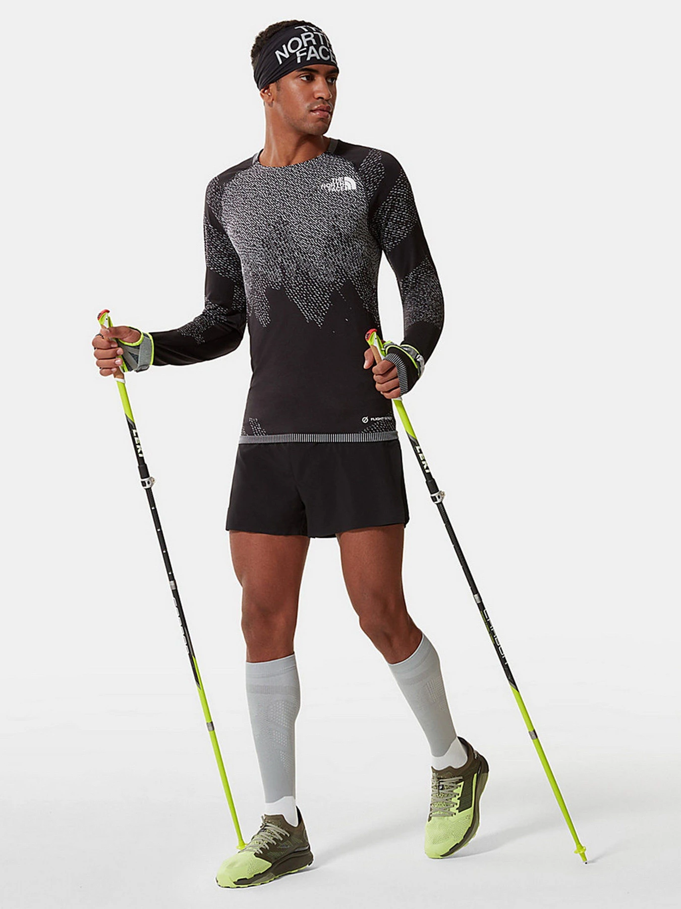 Худі та світшоти The North Face Flight Seamless модель NF0A5J6VKY41 Худі та світшоти The North Face Flight Seamless модель NF0A5J6VKY41 Фото