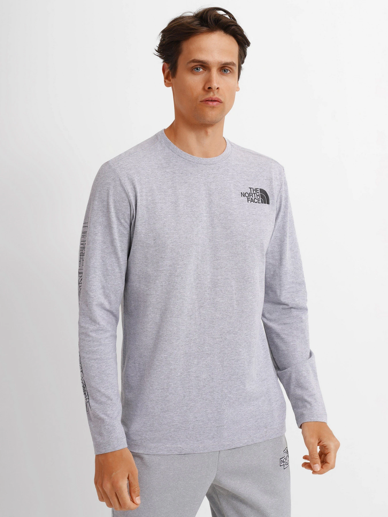 Худи и свитшоты The North Face Coordinates модель NF0A5IG9DYX1 Худи и свитшоты The North Face Coordinates модель NF0A5IG9DYX1 Фото