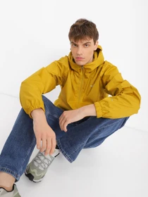 Куртки и дубленки The North Face  Quest модель NF00A8AZ76S1 Фото