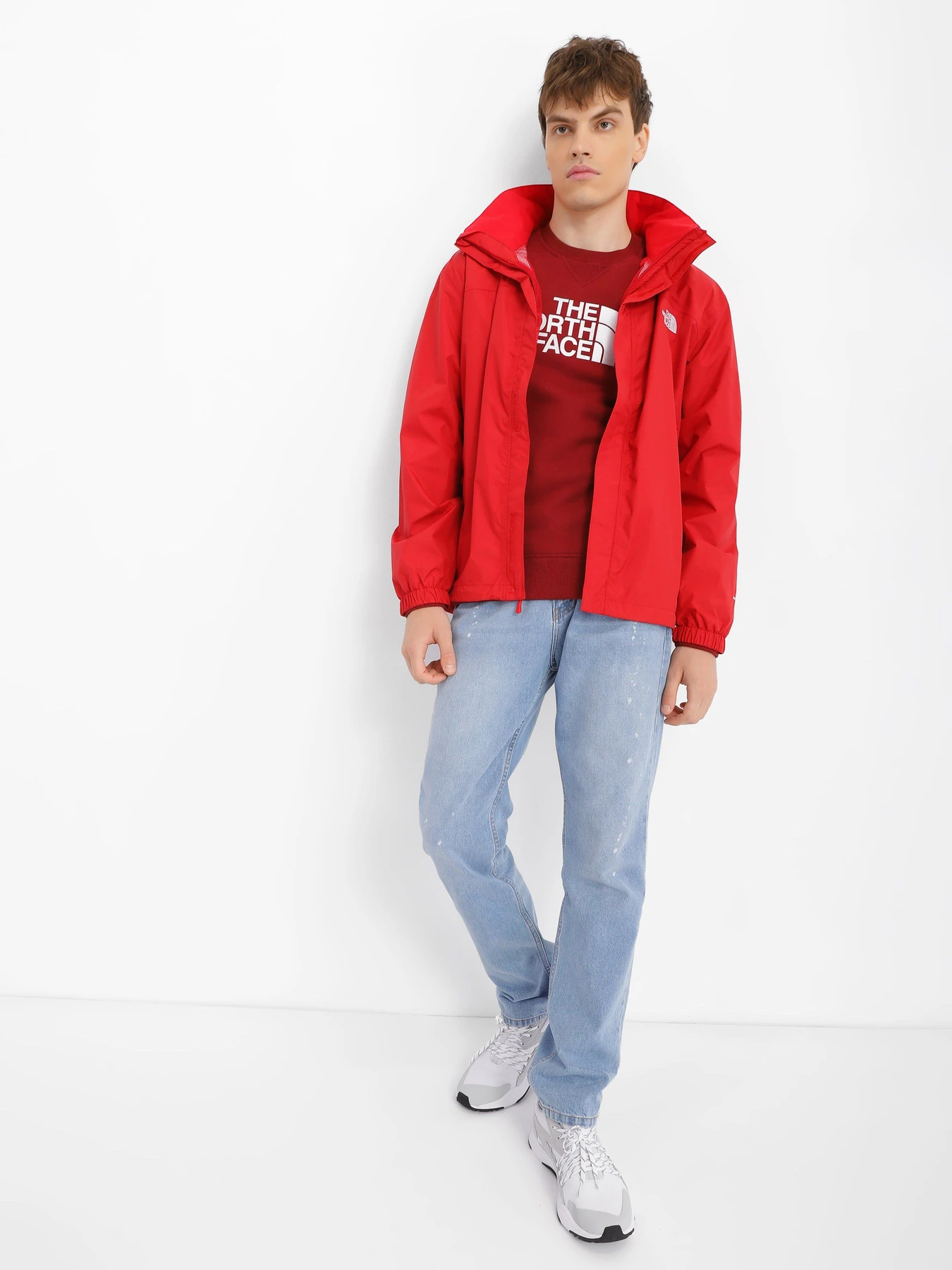 Куртки и дубленки The North Face Resolve модель NF00AR9T8XX1 Куртки и дубленки The North Face Resolve модель NF00AR9T8XX1 Фото