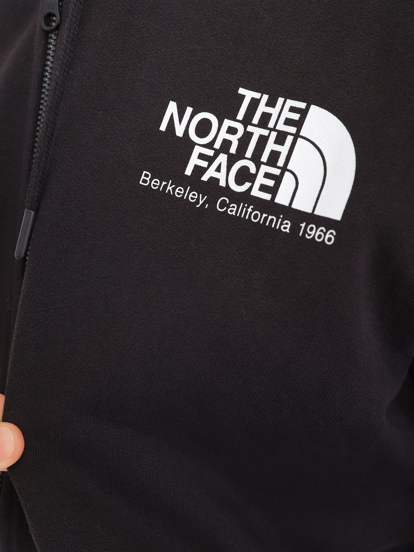 Худи и свитшоты The North Face Heritage Recycled Full-Zip модель NF0A7X1UJK31 Худи и свитшоты The North Face Heritage Recycled Full-Zip модель NF0A7X1UJK31 Фото