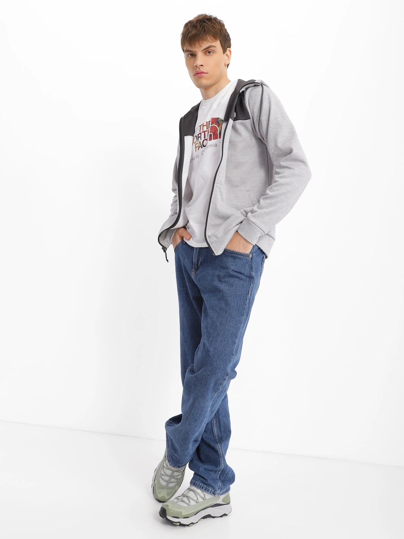 Худі та світшоти The North Face Reaxion Fleece Full-Zip модель NF0A7Z9OFTM1 Худі та світшоти The North Face Reaxion Fleece Full-Zip модель NF0A7Z9OFTM1 Фото