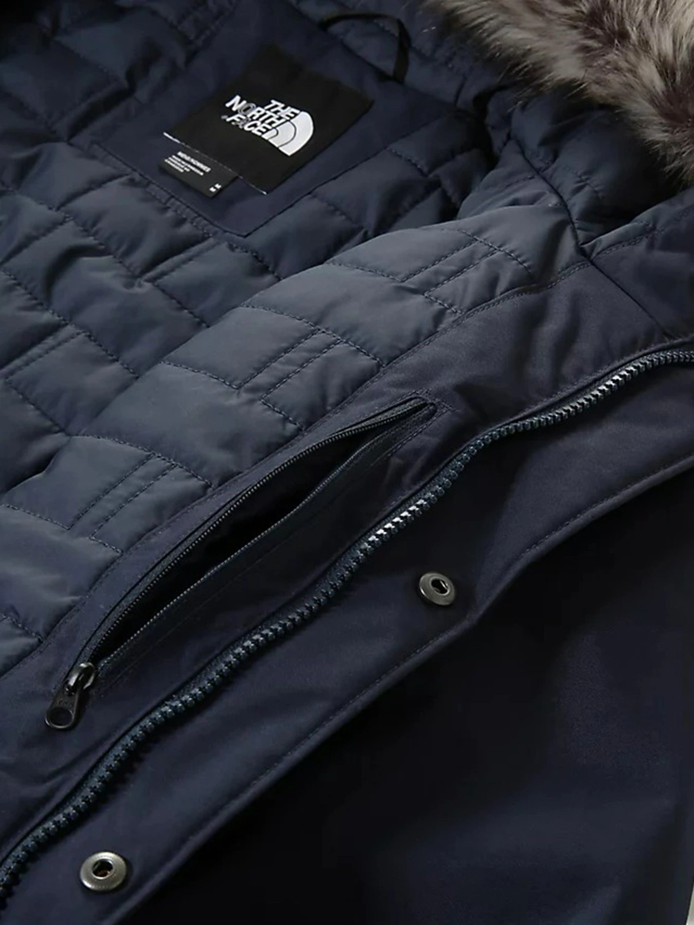 Куртки и дубленки The North Face Recycled Zaneck модель NF0A4M8HH2G1 Куртки и дубленки The North Face Recycled Zaneck модель NF0A4M8HH2G1 Фото