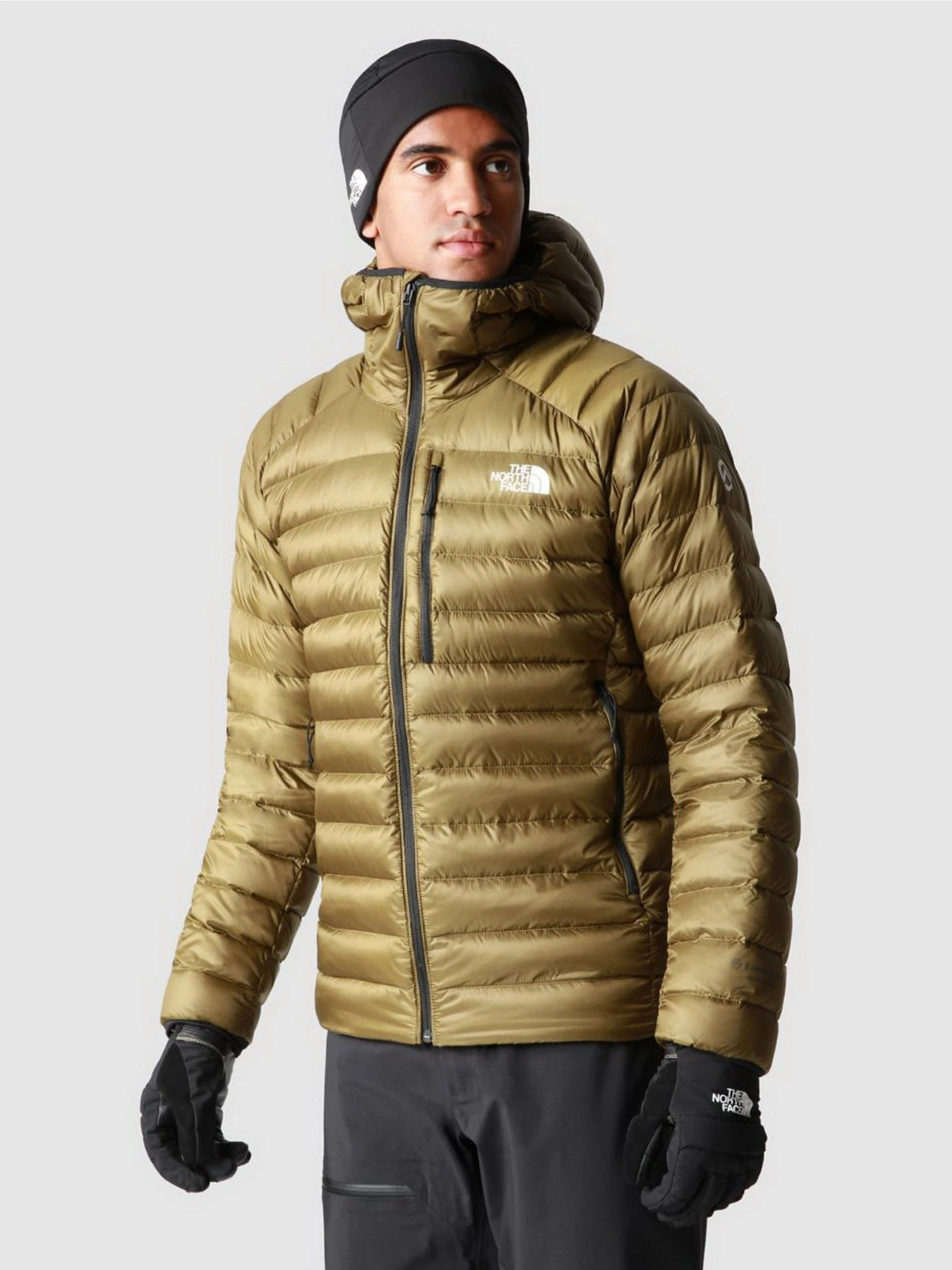 Куртки та дублянки The North Face SUMMIT BREITHORN модель NF0A7UT837U1 Куртки та дублянки The North Face SUMMIT BREITHORN модель NF0A7UT837U1 Фото