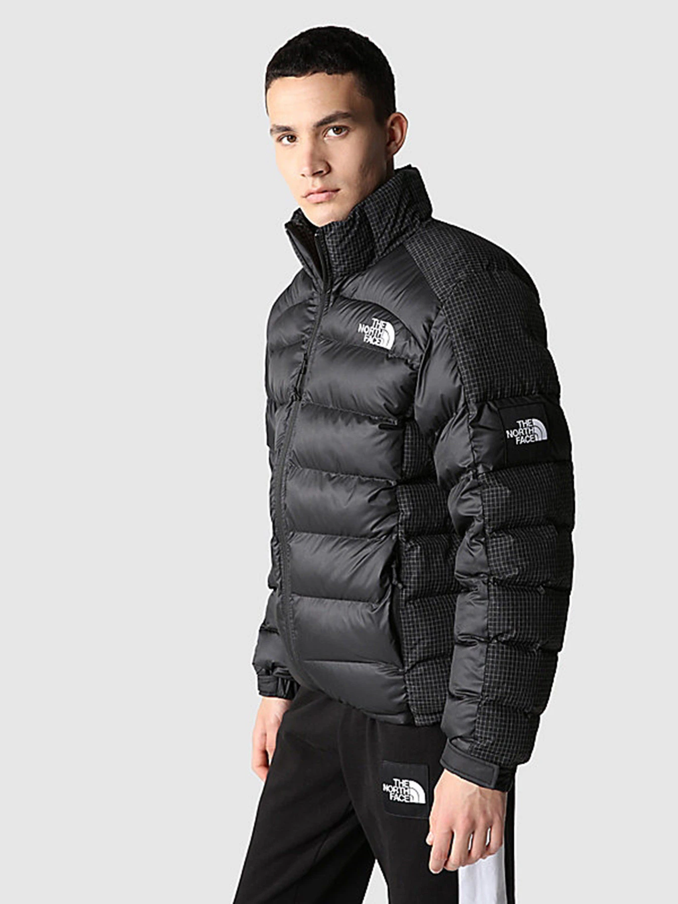 Куртки и дубленки The North Face RUSTA PUFFER модель NF0A7X31KY41 Куртки и дубленки The North Face RUSTA PUFFER модель NF0A7X31KY41 Фото