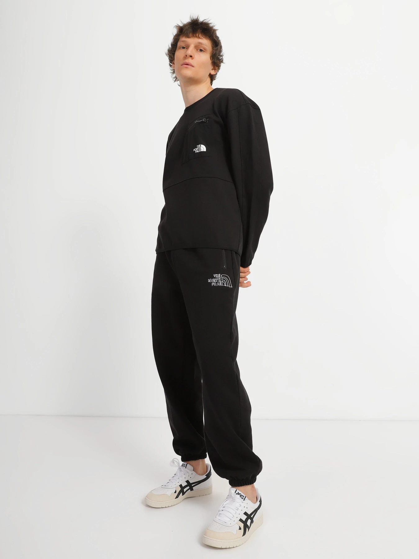 Худи и свитшоты The North Face Tech Crew модель NF0A7UQUJK31 Худи и свитшоты The North Face Tech Crew модель NF0A7UQUJK31 Фото