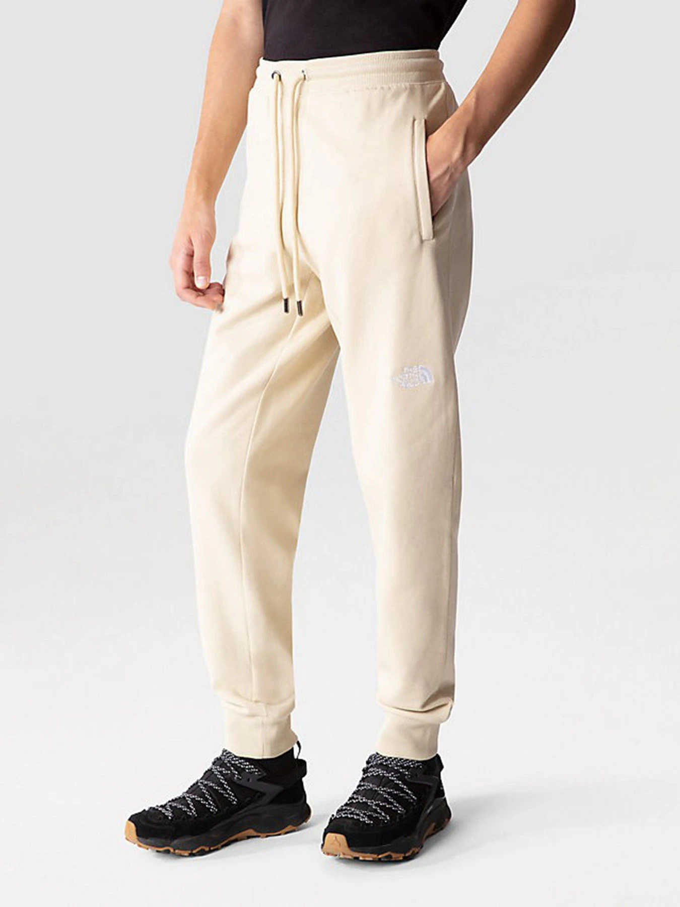 Брюки The North Face Nse Outdoor модель NF0A4SVQ3X41 Брюки The North Face Nse Outdoor модель NF0A4SVQ3X41 Фото
