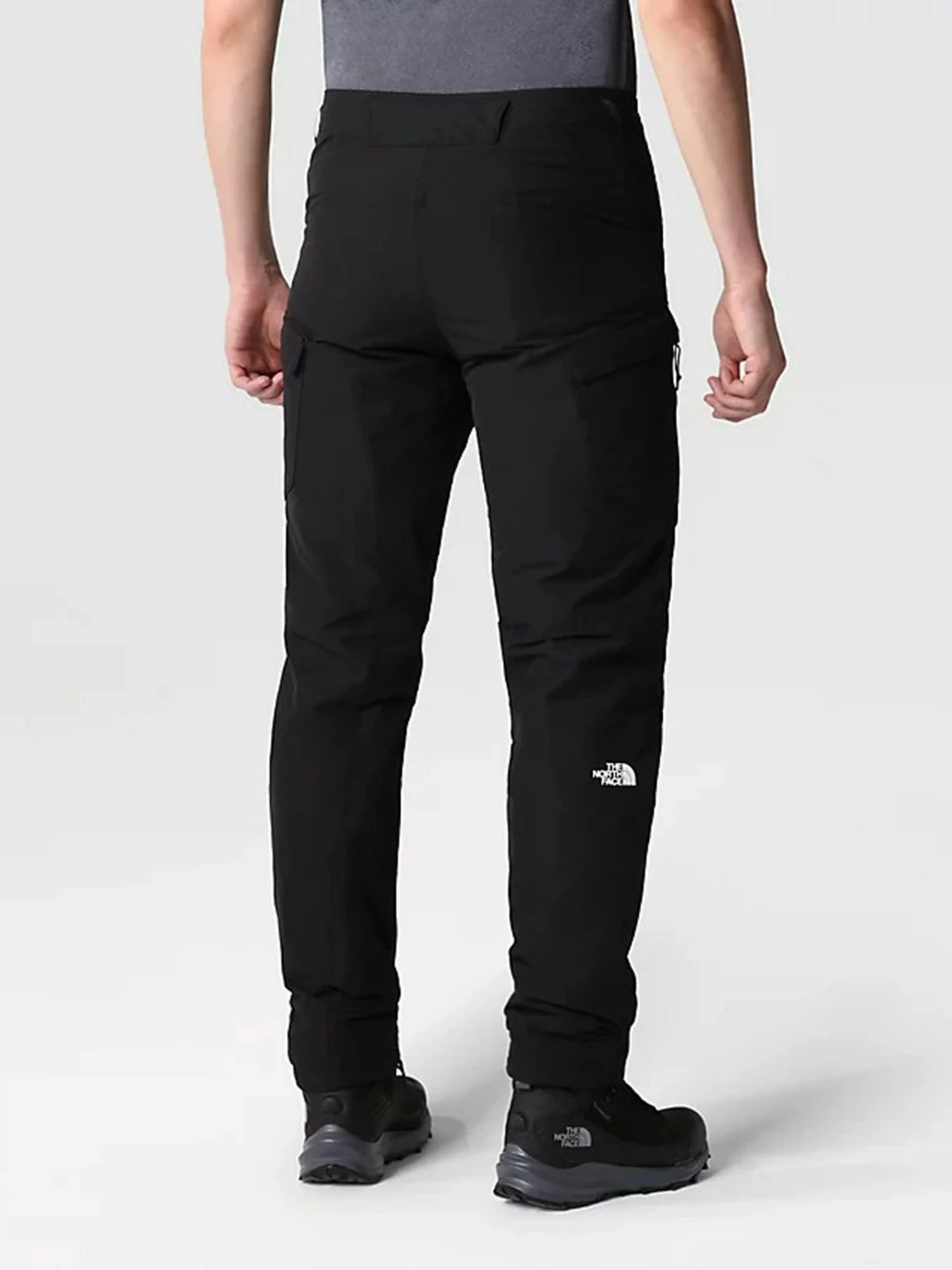 Брюки The North Face Winter Exploration Regular Tapered Cargo модель NF0A7Z94JK31 Брюки The North Face Winter Exploration Regular Tapered Cargo модель NF0A7Z94JK31 Фото