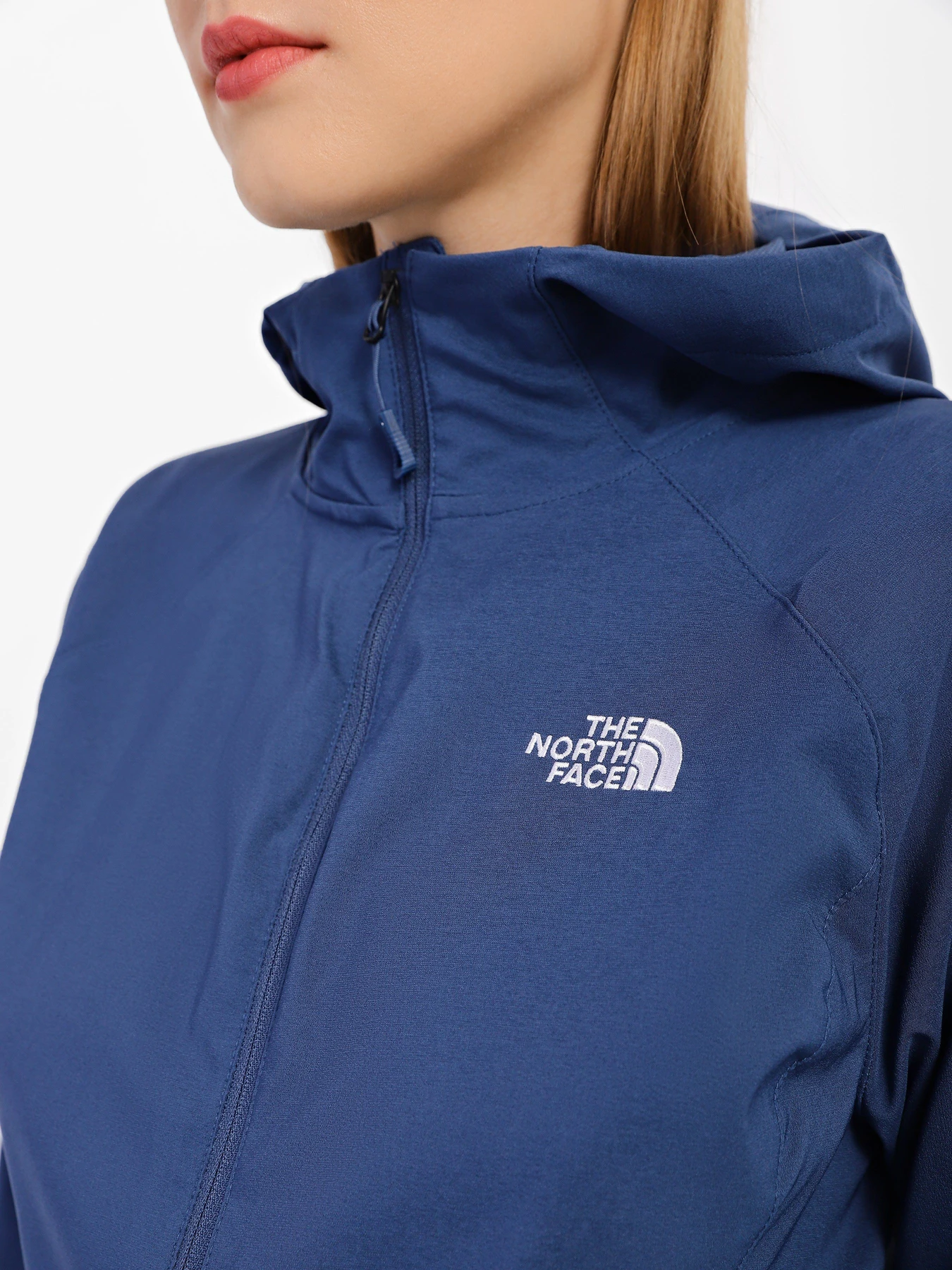 Куртки и дубленки The North Face Nimble Hooded модель NF0A7R2RHDC1 Фото
