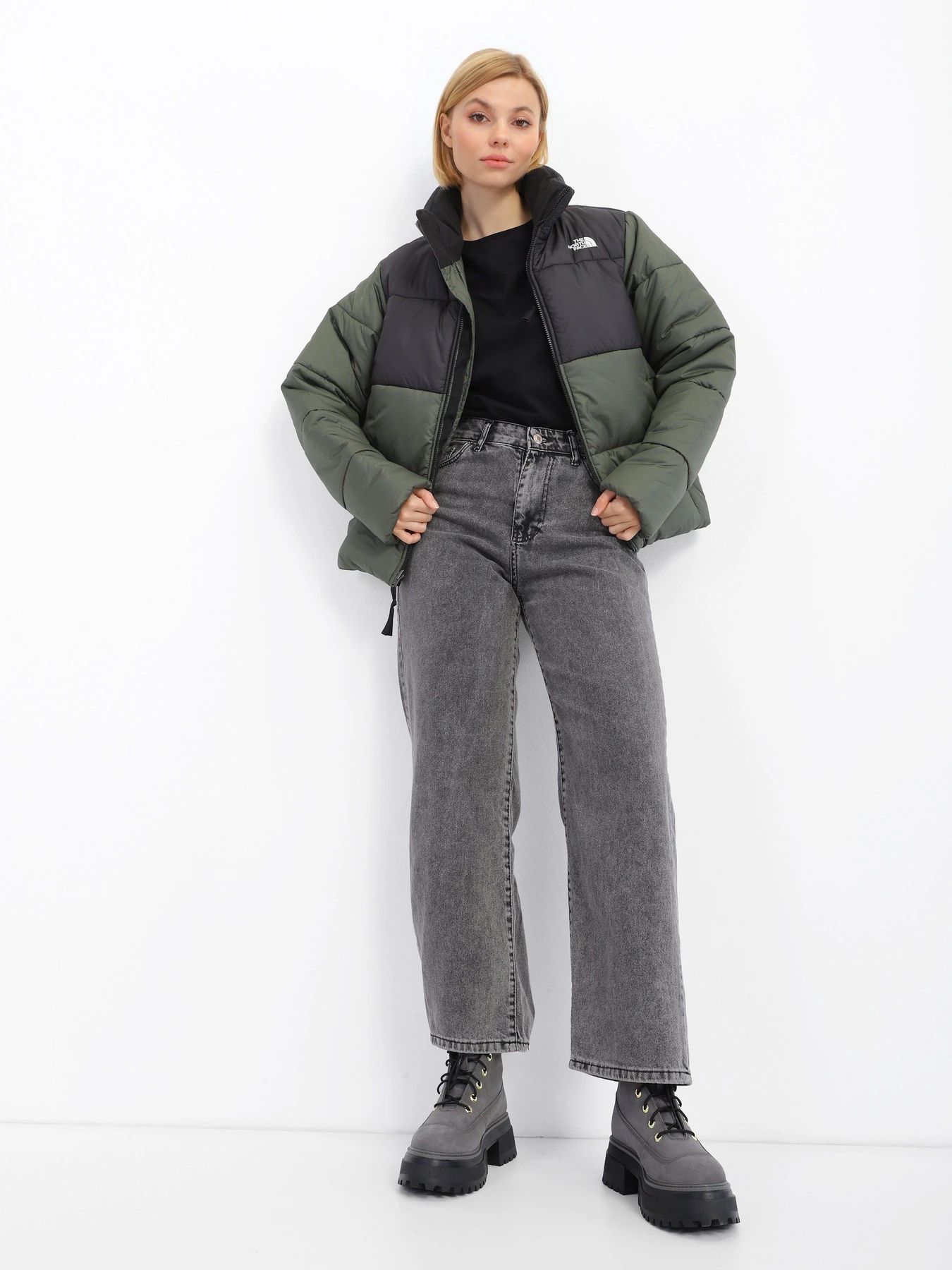 Куртки и дубленки The North Face Saikuru модель NF0A4WAPNYC1 Куртки и дубленки The North Face Saikuru модель NF0A4WAPNYC1 Фото