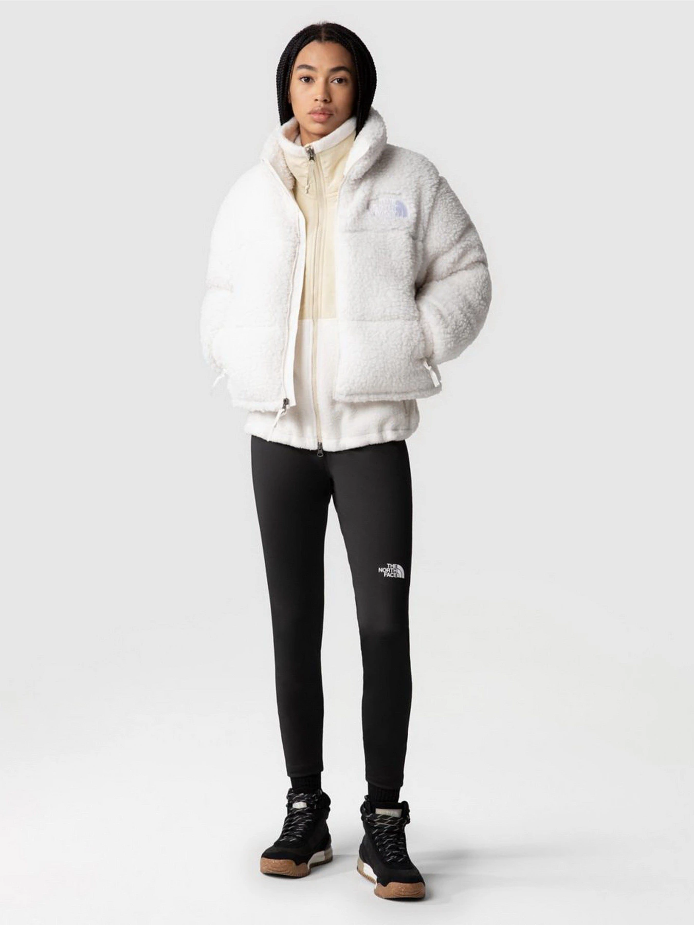 Куртки и дубленки The North Face NUPTSE Шерпа модель NF0A7WSKN3N1 Куртки и дубленки The North Face NUPTSE Шерпа модель NF0A7WSKN3N1 Фото
