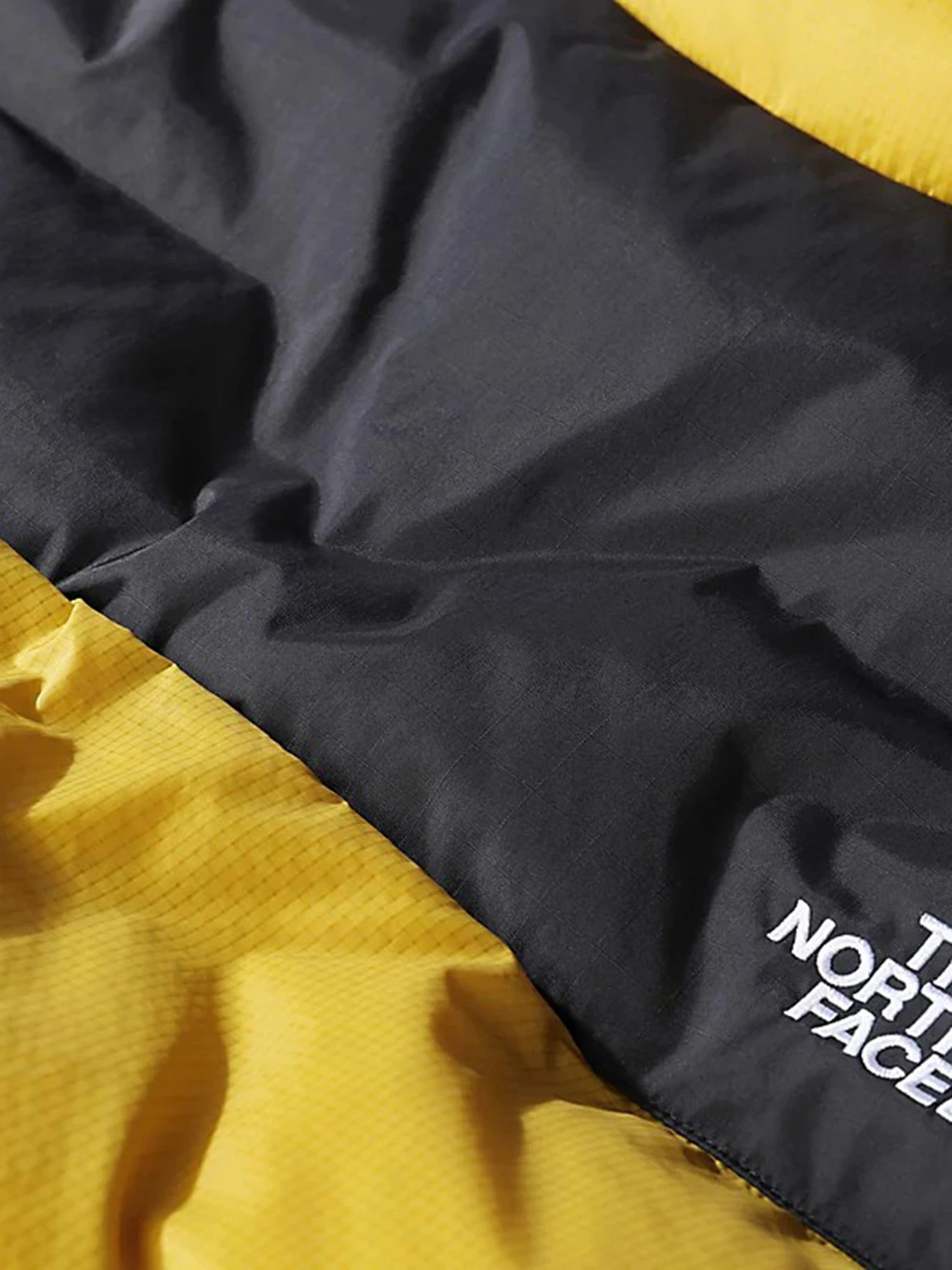 Куртки и дубленки The North Face Diablo Down Gilet модель NF0A4M9K81U1 Куртки и дубленки The North Face Diablo Down Gilet модель NF0A4M9K81U1 Фото