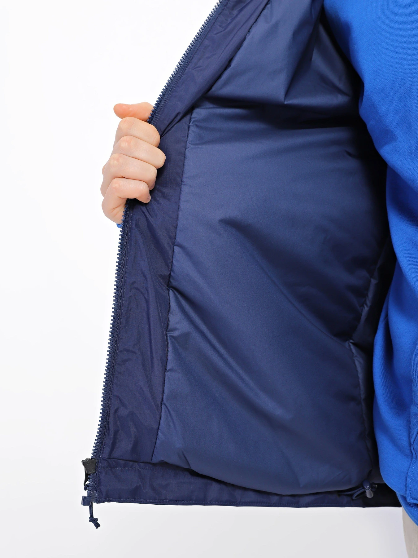 Куртки и дубленки The North Face Capstan Insulated модель NF0A7X178K21 Фото