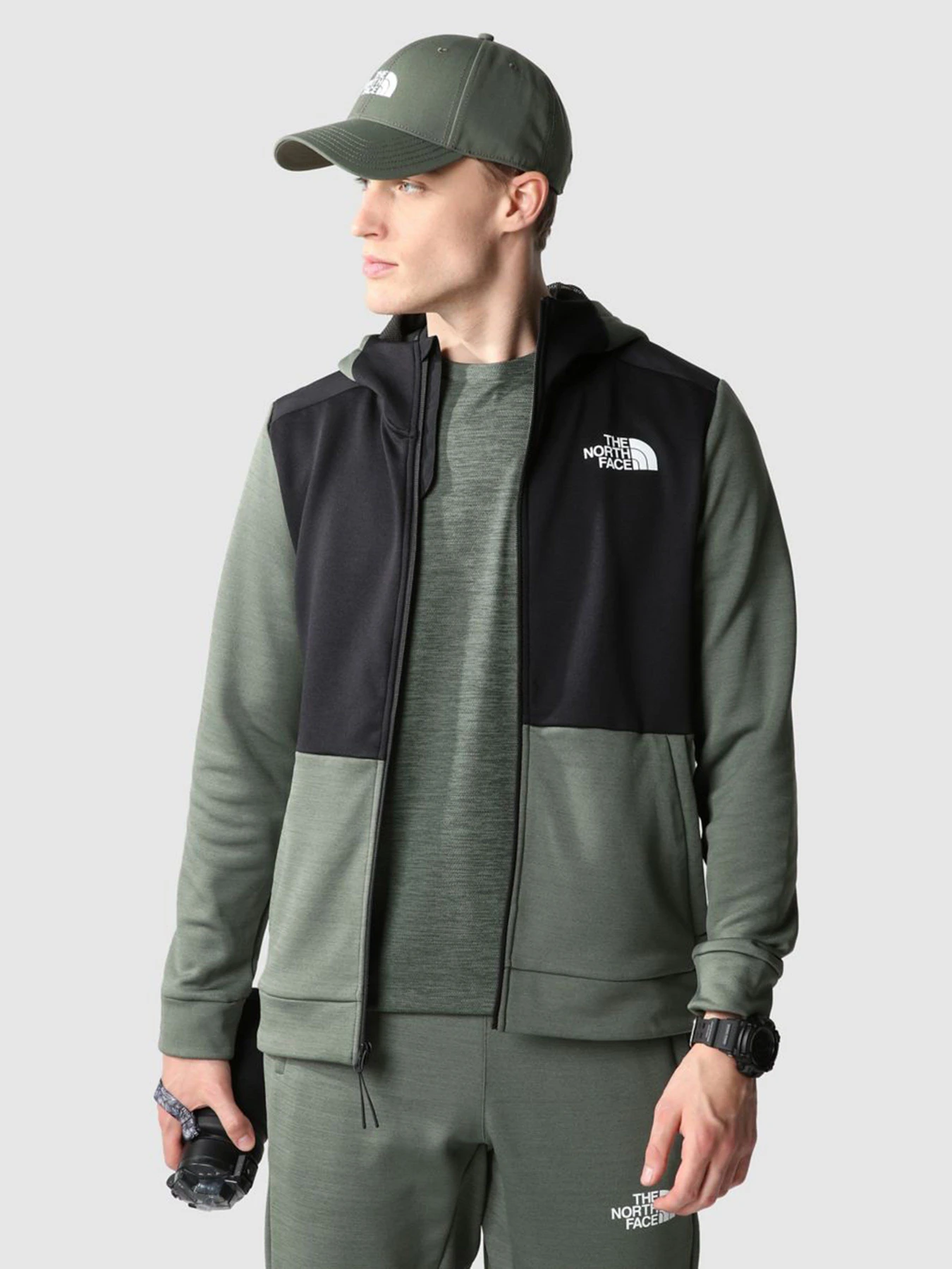 Худі та світшоти The North Face Mountain Athletics модель NF0A7ZAJ9Q91 Худі та світшоти The North Face Mountain Athletics модель NF0A7ZAJ9Q91 Фото