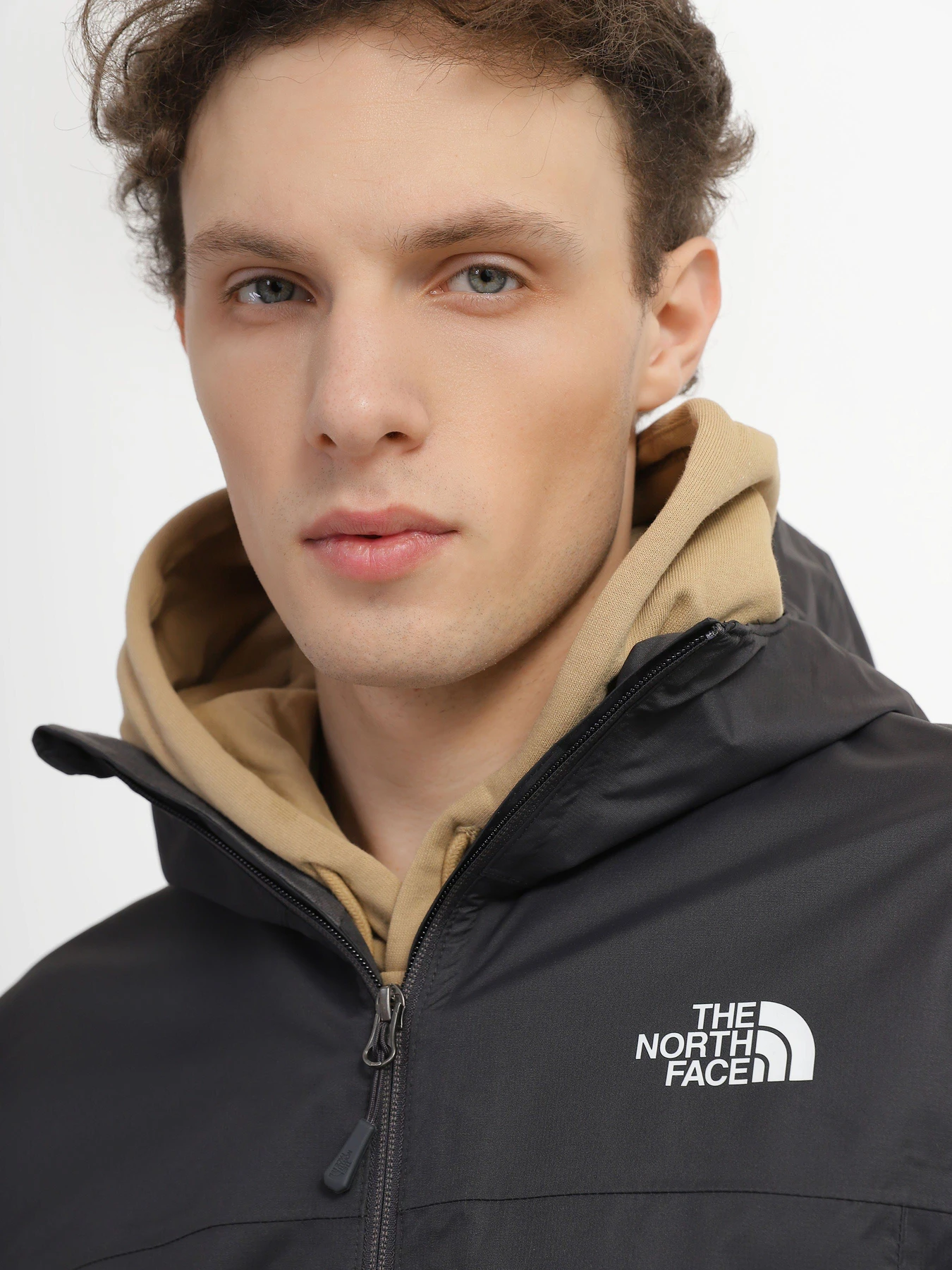 Куртки и дубленки The North Face Fornet модель NF0A3L5GKN61 Куртки и дубленки The North Face Fornet модель NF0A3L5GKN61 Фото