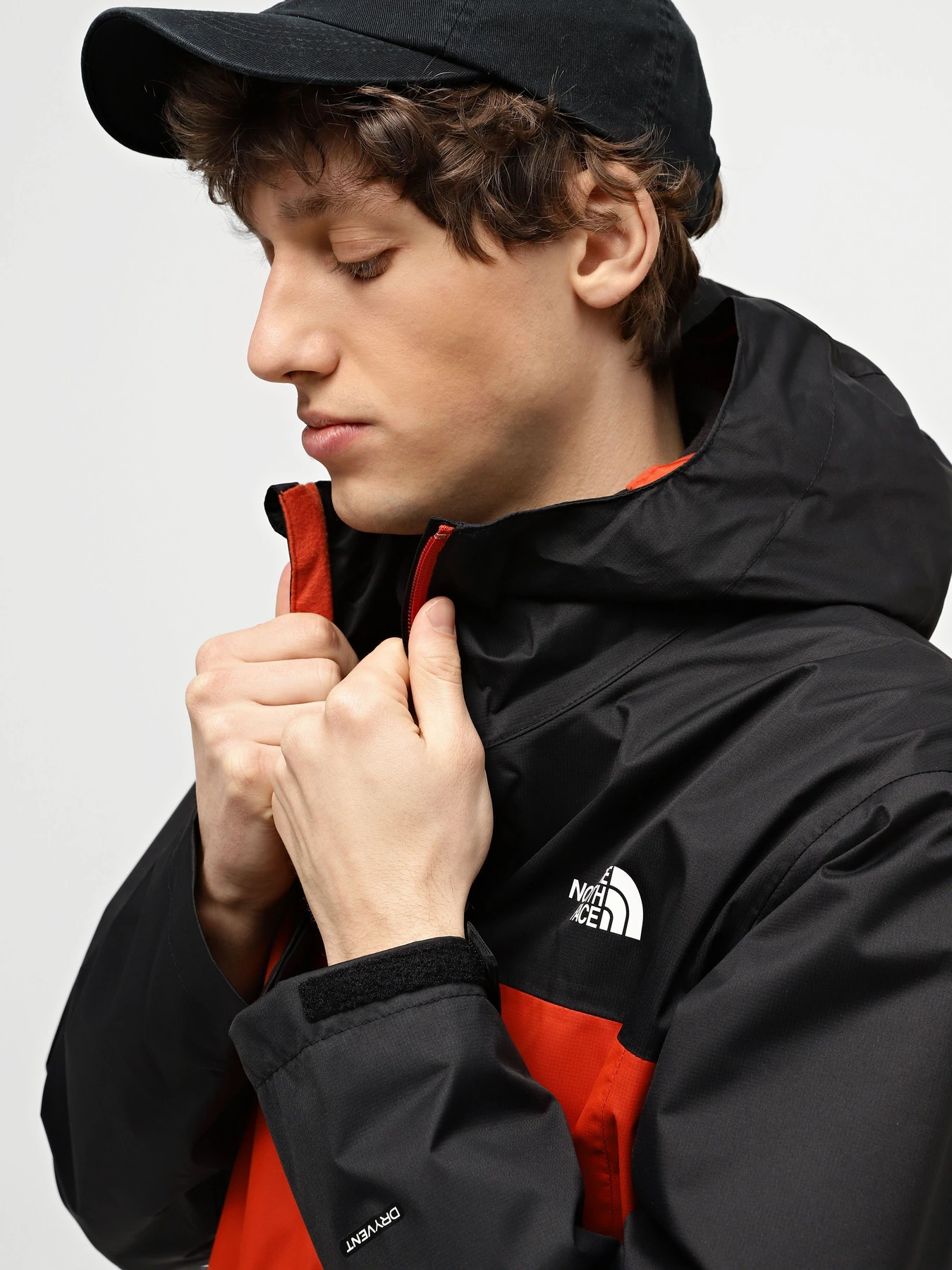 Куртки и дубленки The North Face Softshell Fornet модель NF0A3L5GSV61 Куртки и дубленки The North Face Softshell Fornet модель NF0A3L5GSV61 Фото
