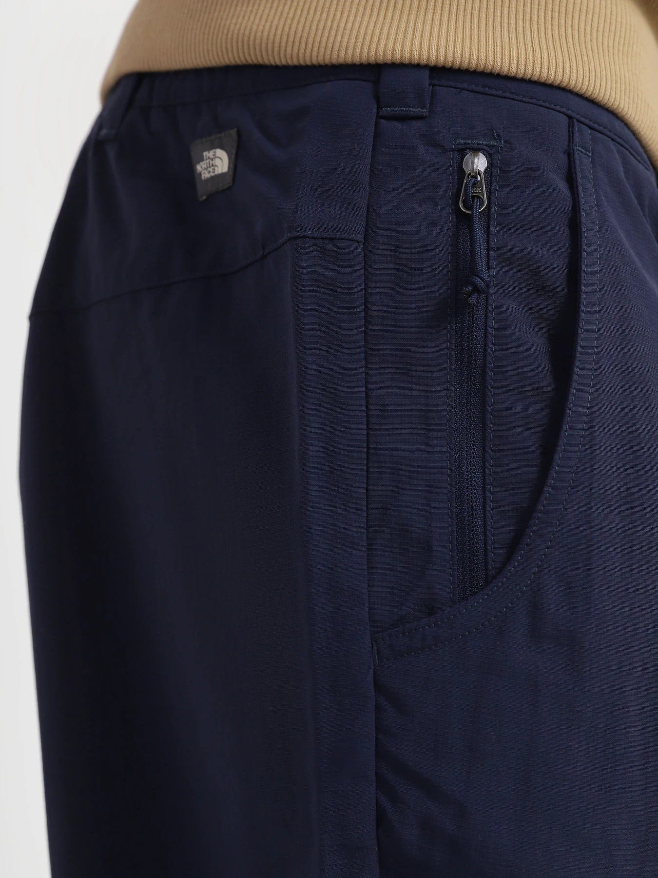 Брюки The North Face Tanken модель NF0A3RZY8K21 Брюки The North Face Tanken модель NF0A3RZY8K21 Фото