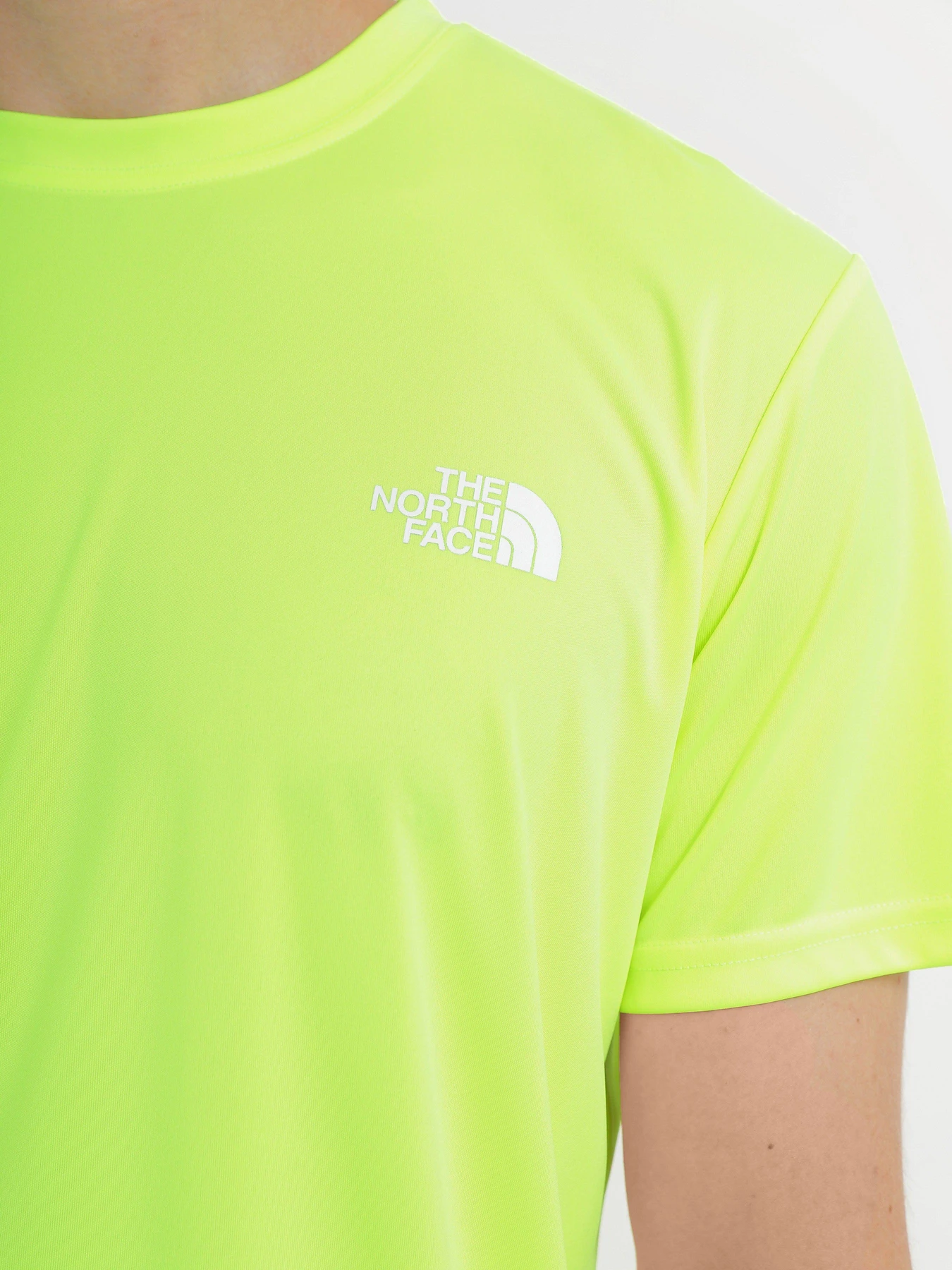 Футболки и поло The North Face Reaxion Red Box модель NF0A4CDW8NT1 Футболки и поло The North Face Reaxion Red Box модель NF0A4CDW8NT1 Фото