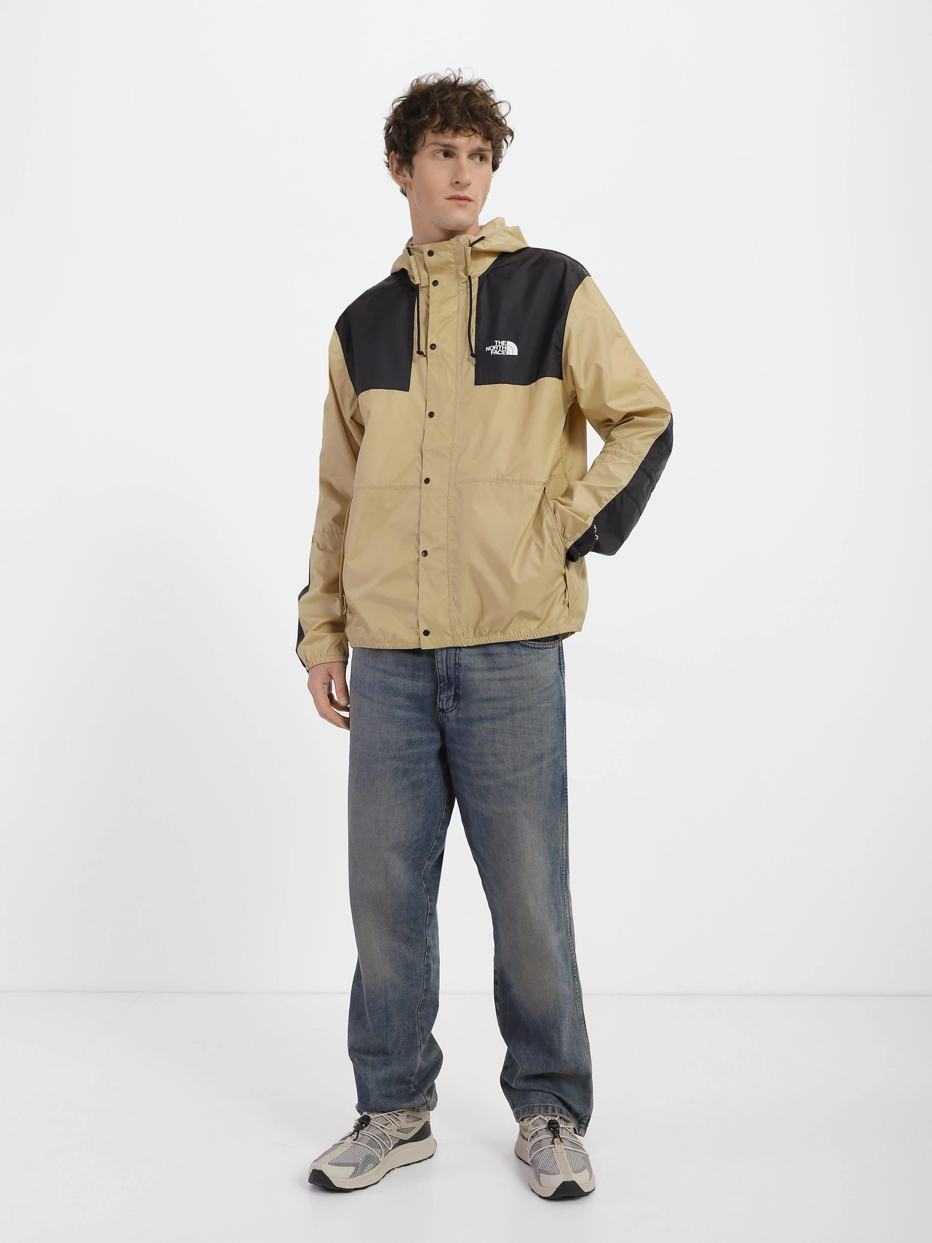 Куртки и дубленки The North Face Mountain модель NF0A5IG3LK51 Куртки и дубленки The North Face Mountain модель NF0A5IG3LK51 Фото