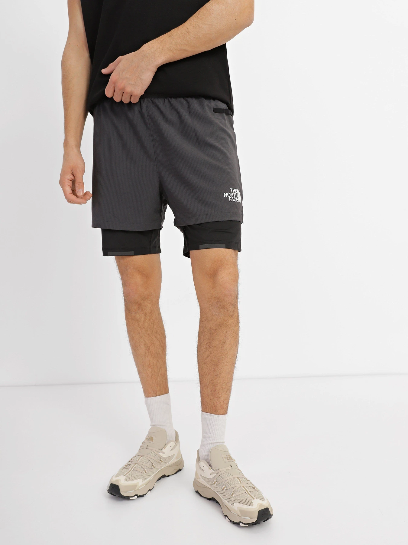 Шорты The North Face Mountain Athletics модель NF0A823TMN81 Фото