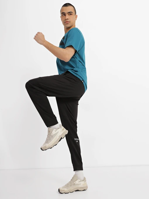 Брюки The North Face Mountain Athletics модель NF0A823UJK31 Фото