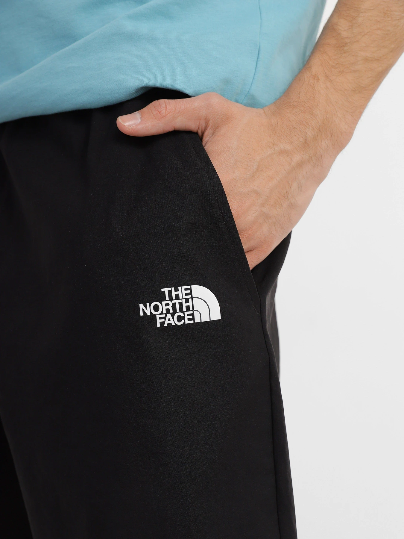Шорти The North Face Travel модель NF0A8277JK31 Шорти The North Face Travel модель NF0A8277JK31 Фото