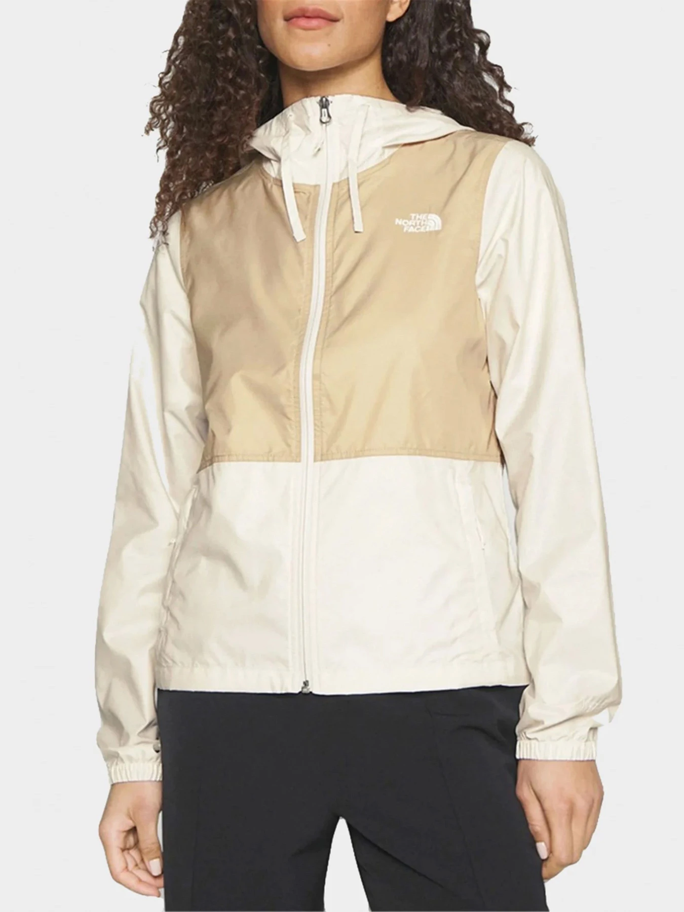 Куртки и дубленки The North Face Cyclone III модель NF0A82R7HO51 Куртки и дубленки The North Face Cyclone III модель NF0A82R7HO51 Фото