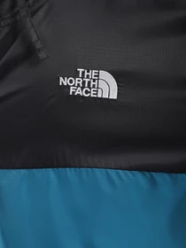 Куртки та дублянки The North Face Cyclone Jacke 3 модель NF0A82R9ES31 Фото