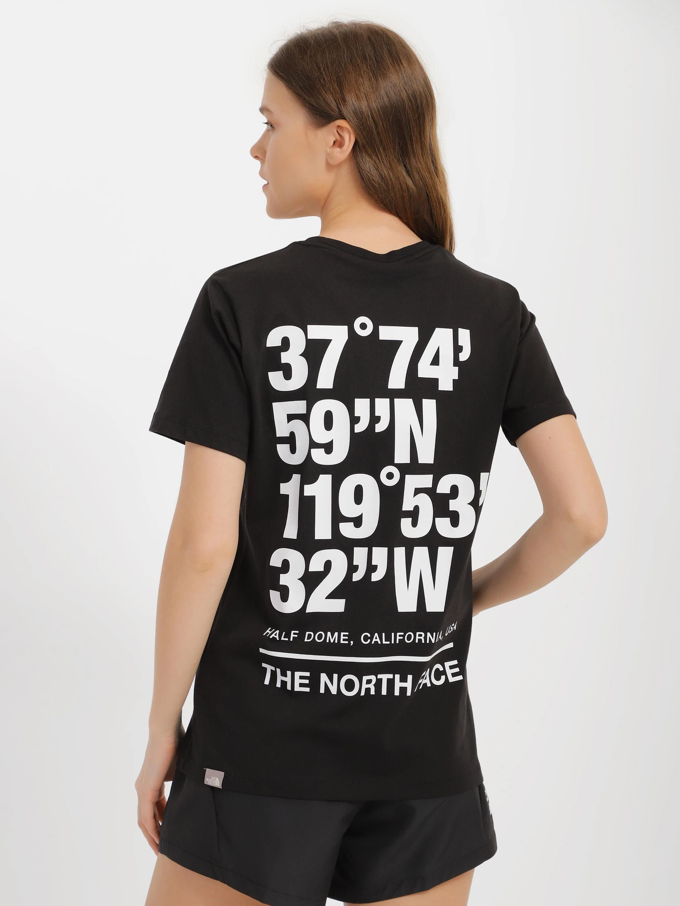 Футболки і поло The North Face Coordinates Relaxed модель NF0A83F9JK31 Футболки і поло The North Face Coordinates Relaxed модель NF0A83F9JK31 Фото