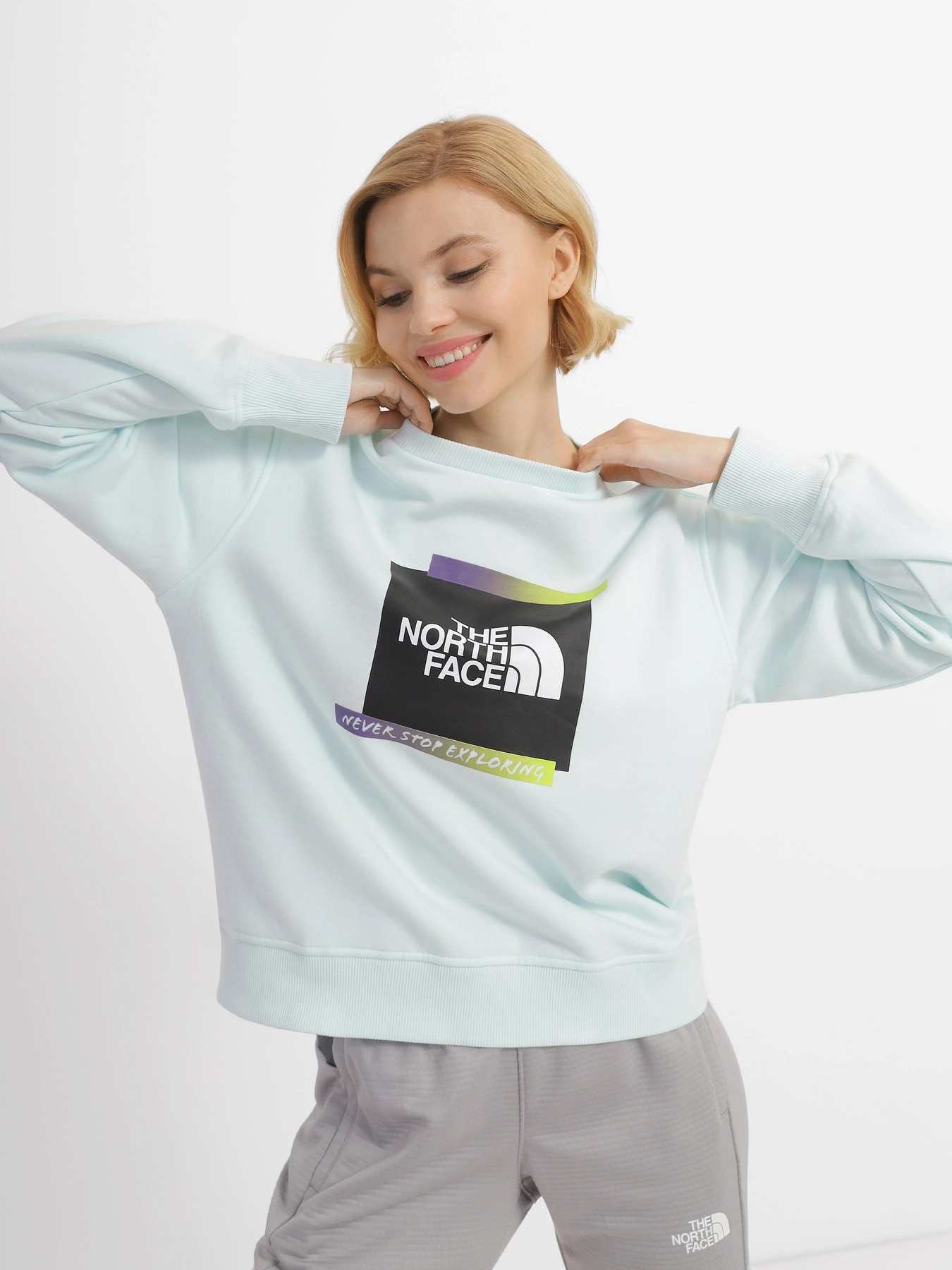Худи и свитшоты The North Face Graphic модель NF0A83FILV51 Худи и свитшоты The North Face Graphic модель NF0A83FILV51 Фото