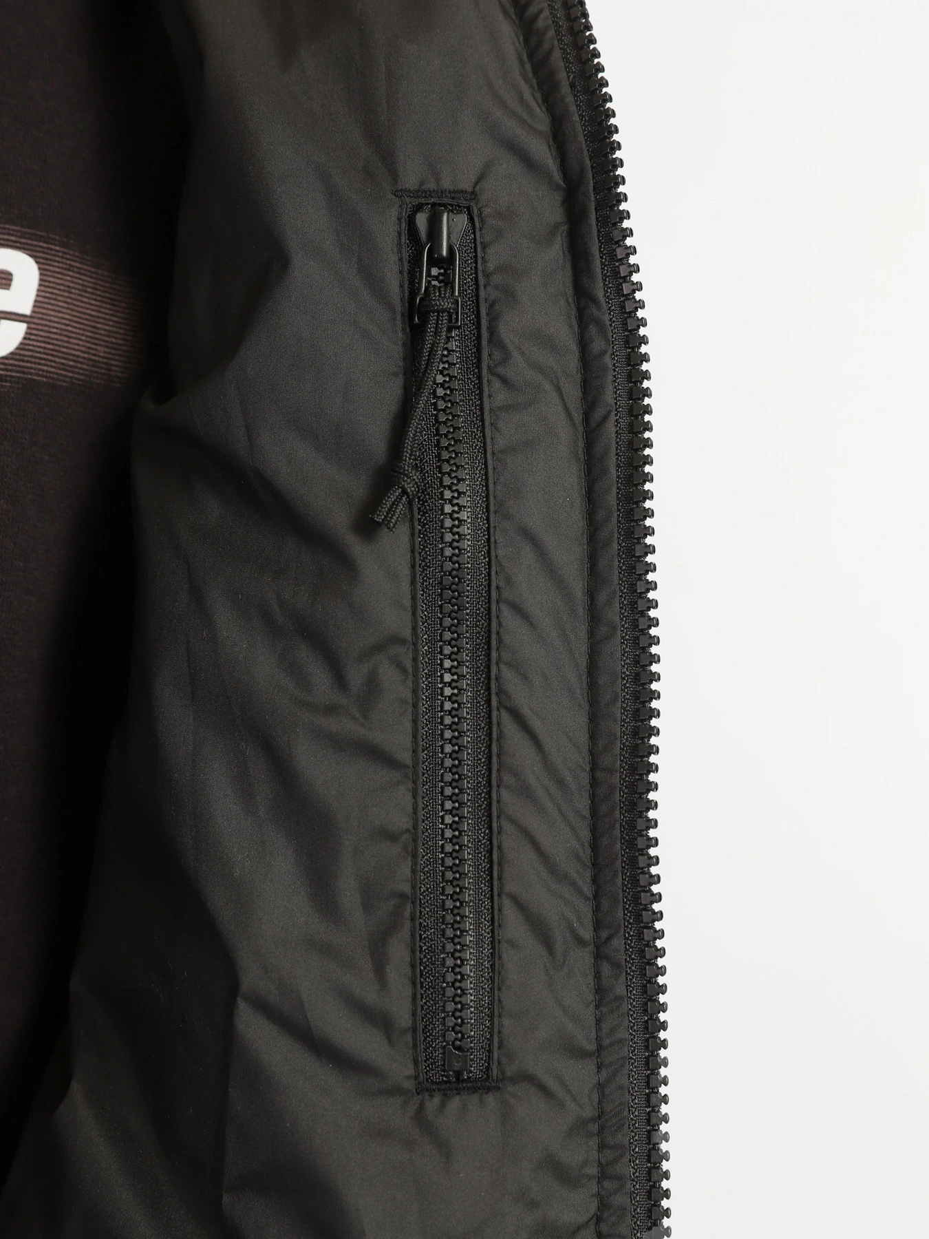 Куртки и дубленки The North Face Himalayan Light модель NF0A7X16JK31 Куртки и дубленки The North Face Himalayan Light модель NF0A7X16JK31 Фото