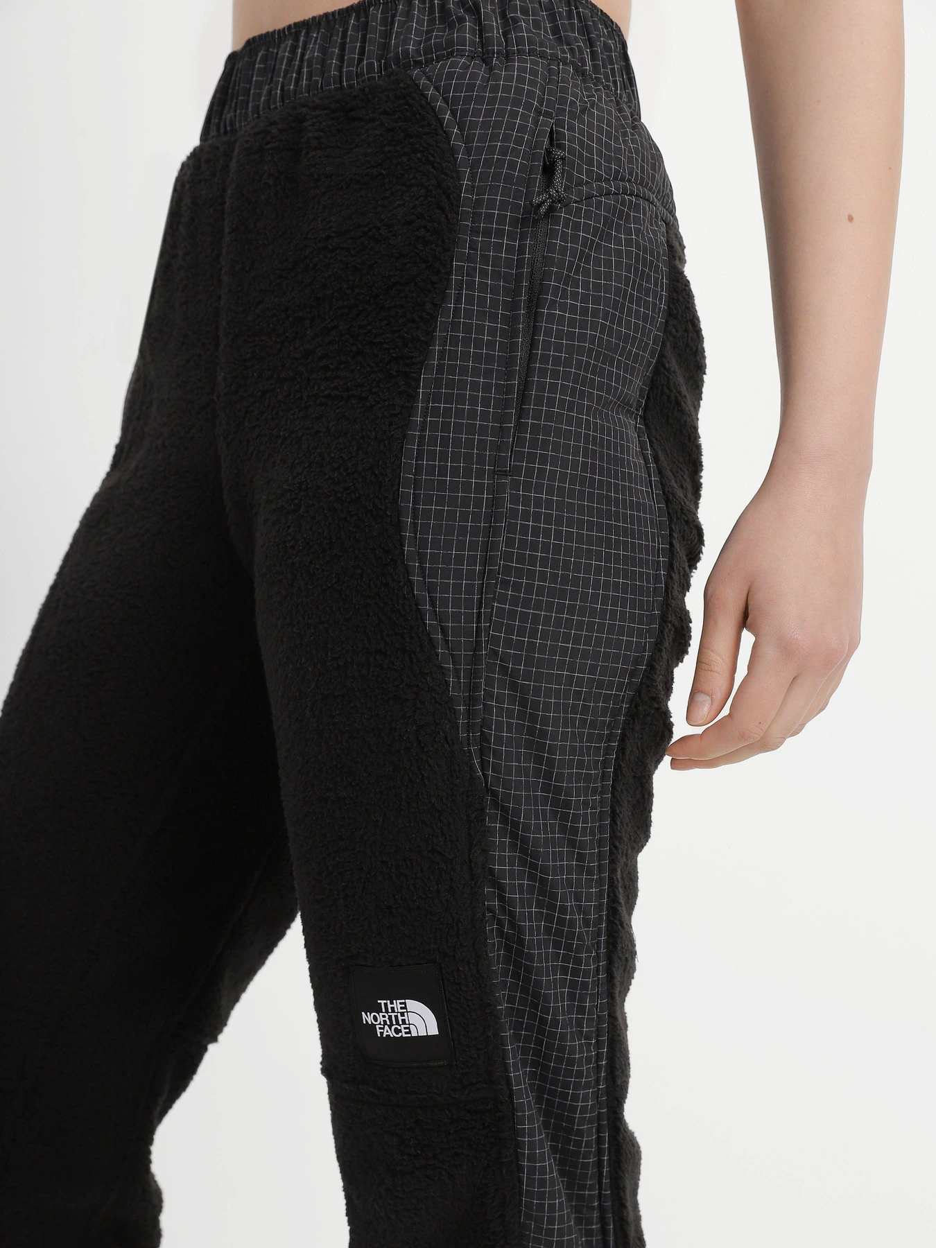 Брюки The North Face Convin модель NF0A8241JK31 Фото