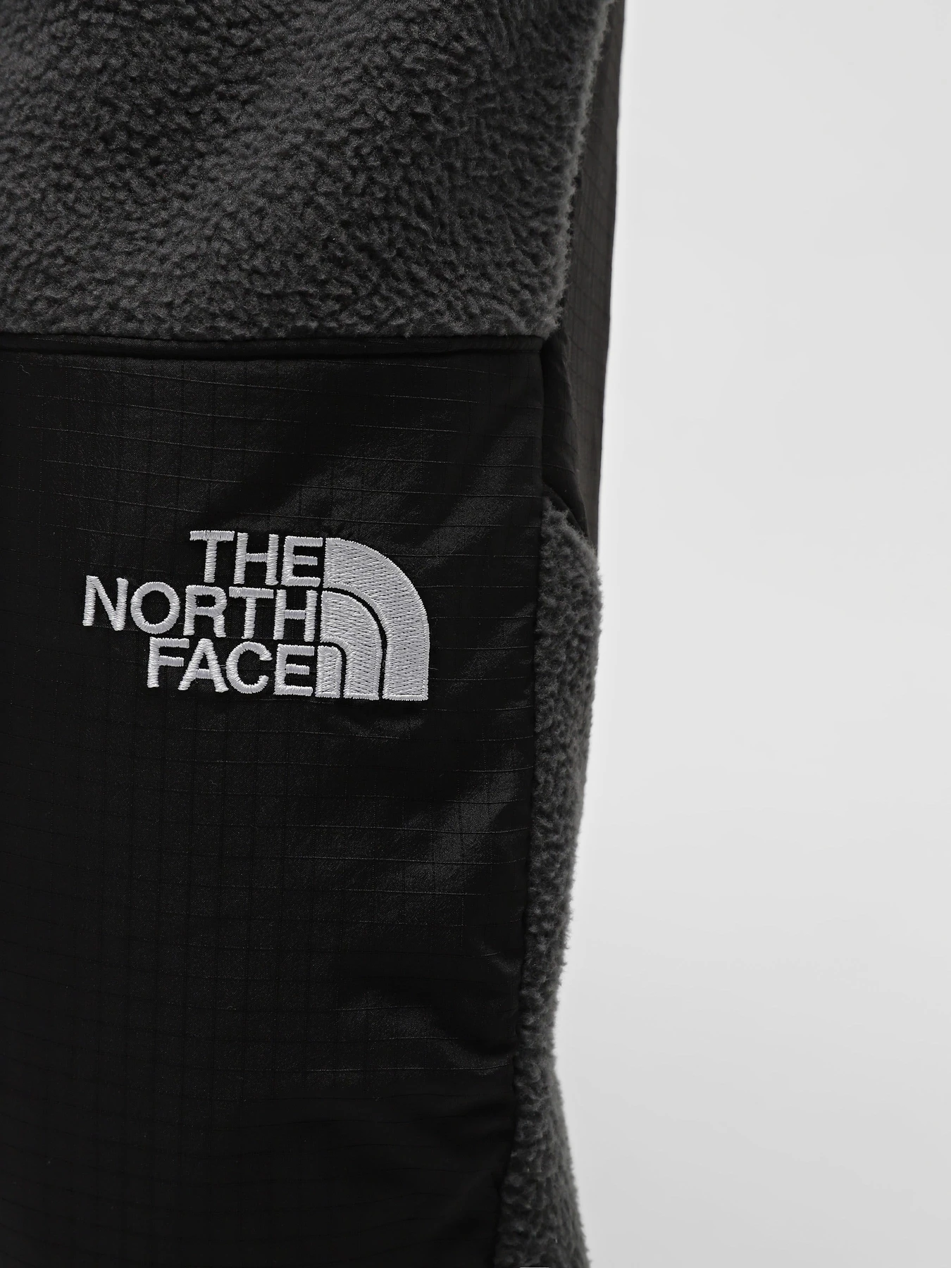 Брюки The North Face Fleeski Y2K модель NF0A852KMN81 Брюки The North Face Fleeski Y2K модель NF0A852KMN81 Фото