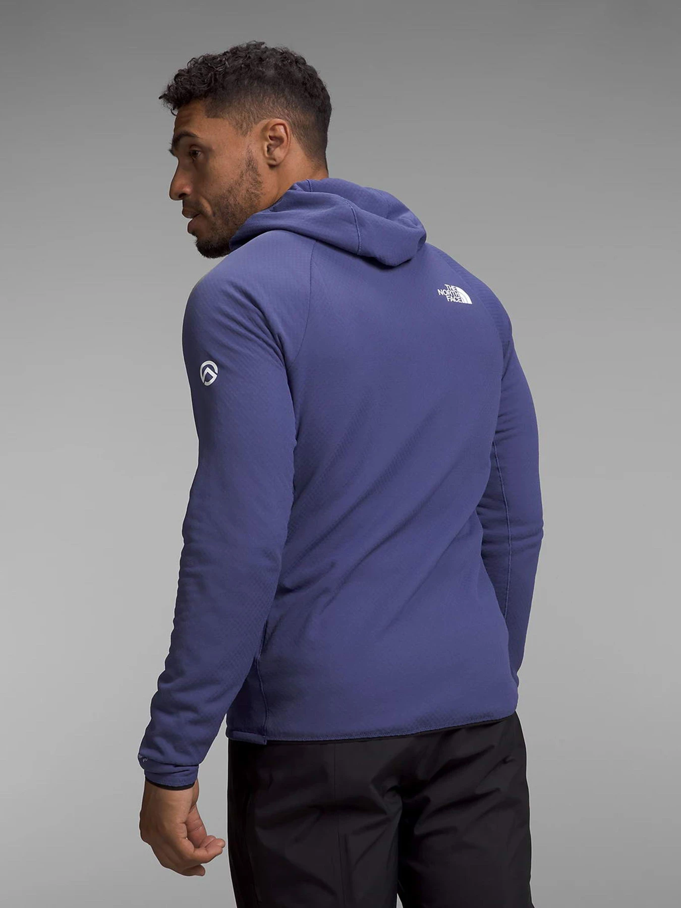 Худи и свитшоты The North Face Summit Series Futurefleece™ модель NF0A5J7SI0D1 Худи и свитшоты The North Face Summit Series Futurefleece™ модель NF0A5J7SI0D1 Фото