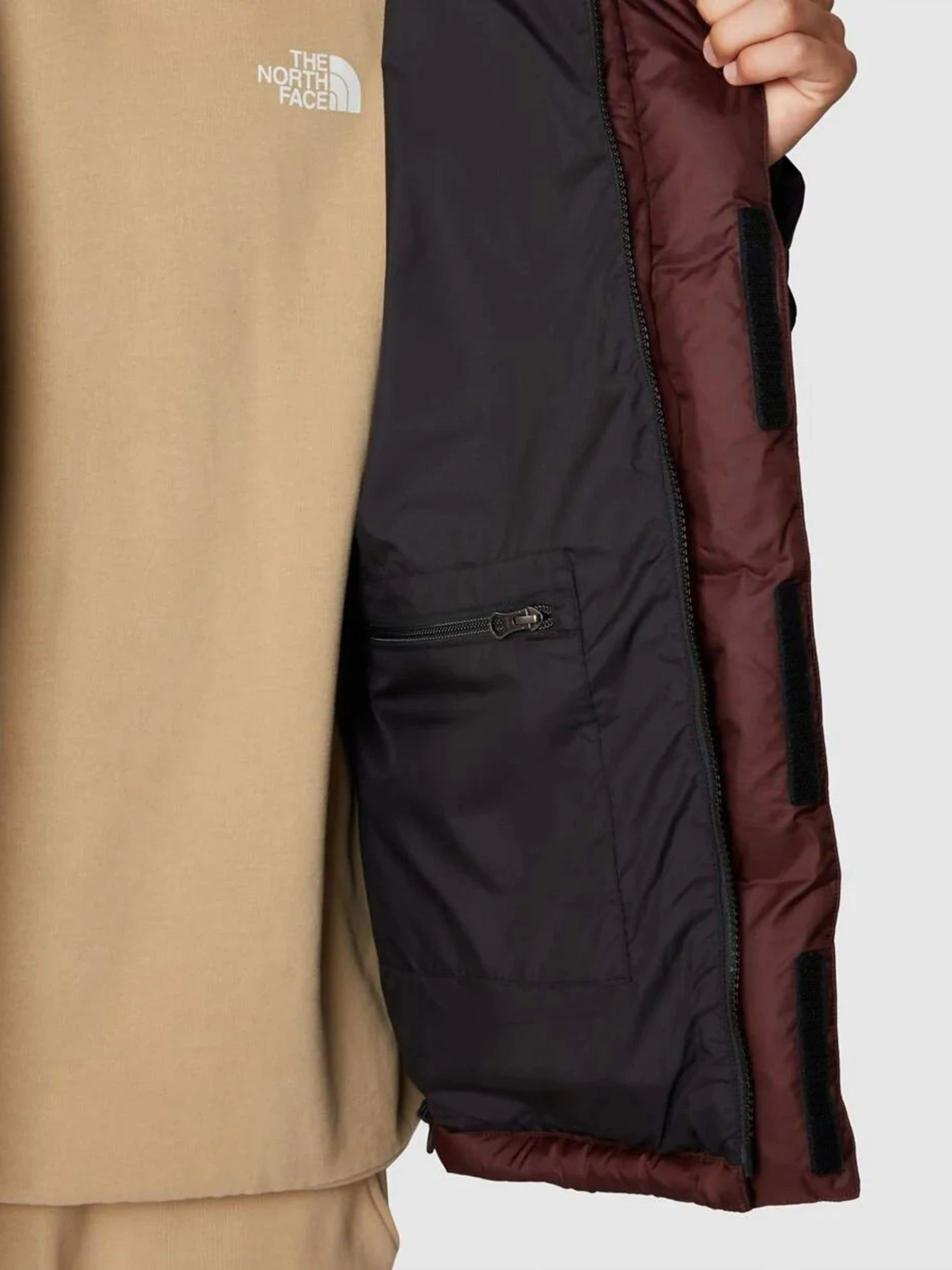 Куртки та дублянки The North Face Himalayan модель NF0A4QYXLOS1 Куртки та дублянки The North Face Himalayan модель NF0A4QYXLOS1 Фото