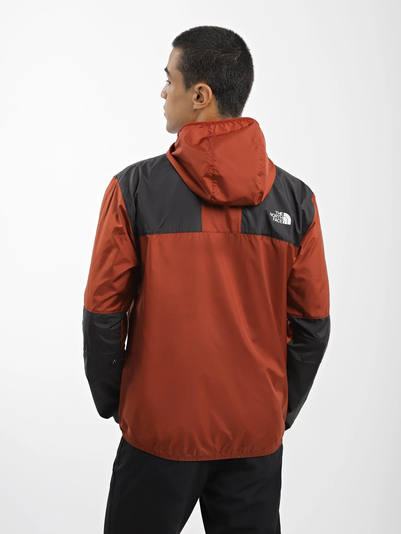 Куртки и дубленки The North Face Mountain модель NF0A5IG3WEW1 Куртки и дубленки The North Face Mountain модель NF0A5IG3WEW1 Фото