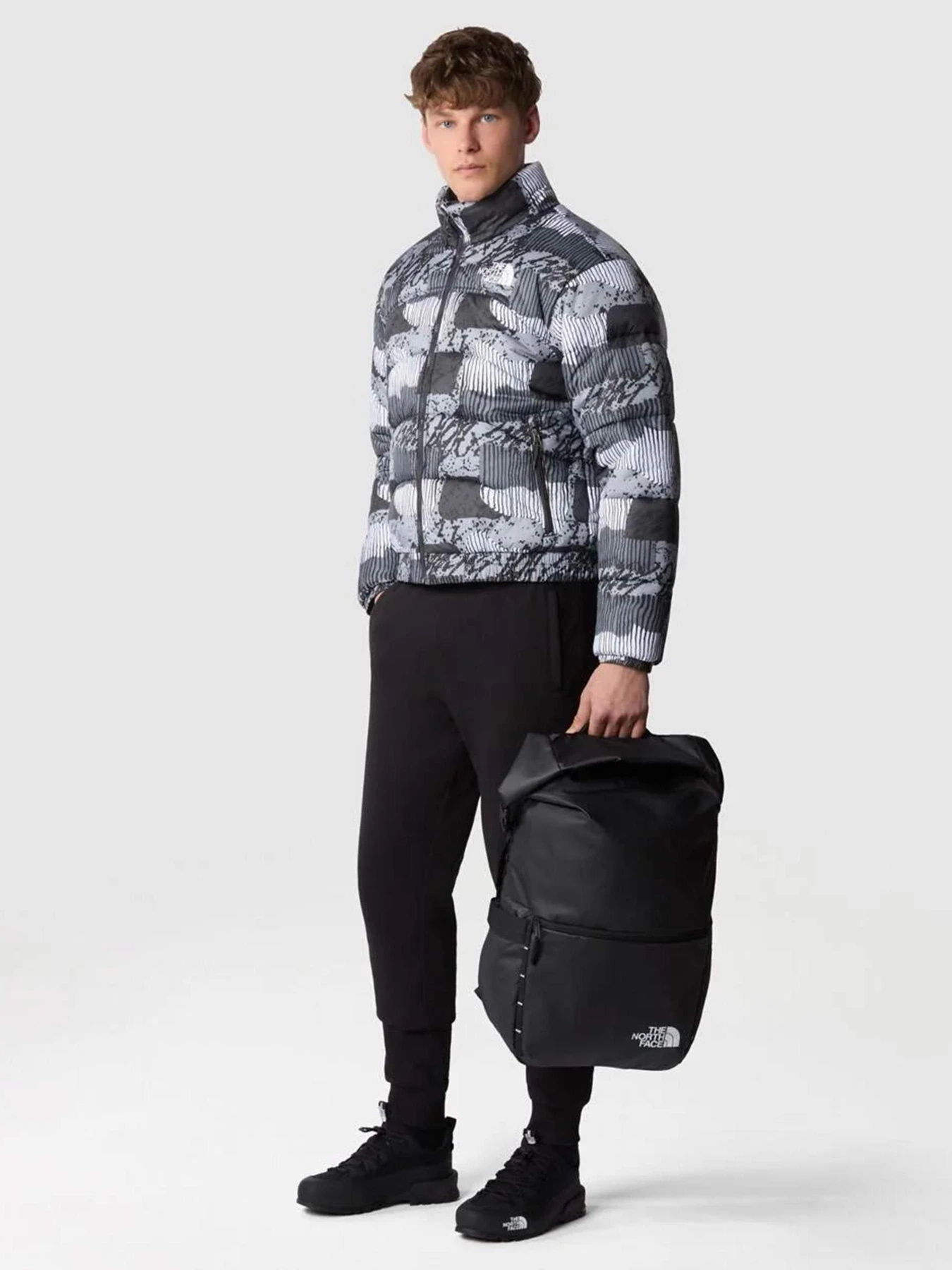 Куртки и дубленки The North Face 2000 Synthetic Puffer модель NF0A7UREONZ1 Фото