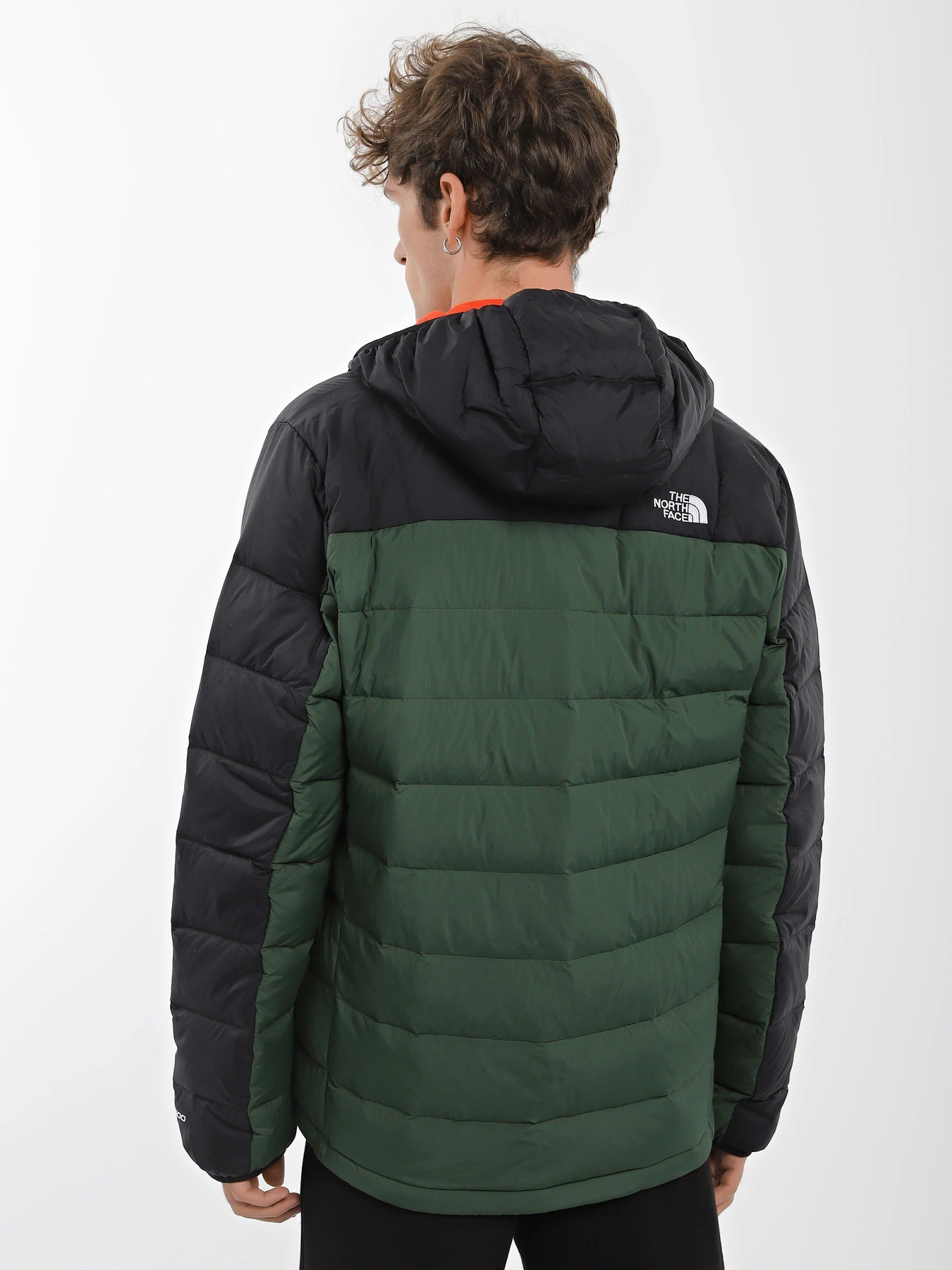 Куртки и дубленки The North Face Doudoune Capuche Lapaz модель NF0A7WZWI0P1 Куртки и дубленки The North Face Doudoune Capuche Lapaz модель NF0A7WZWI0P1 Фото