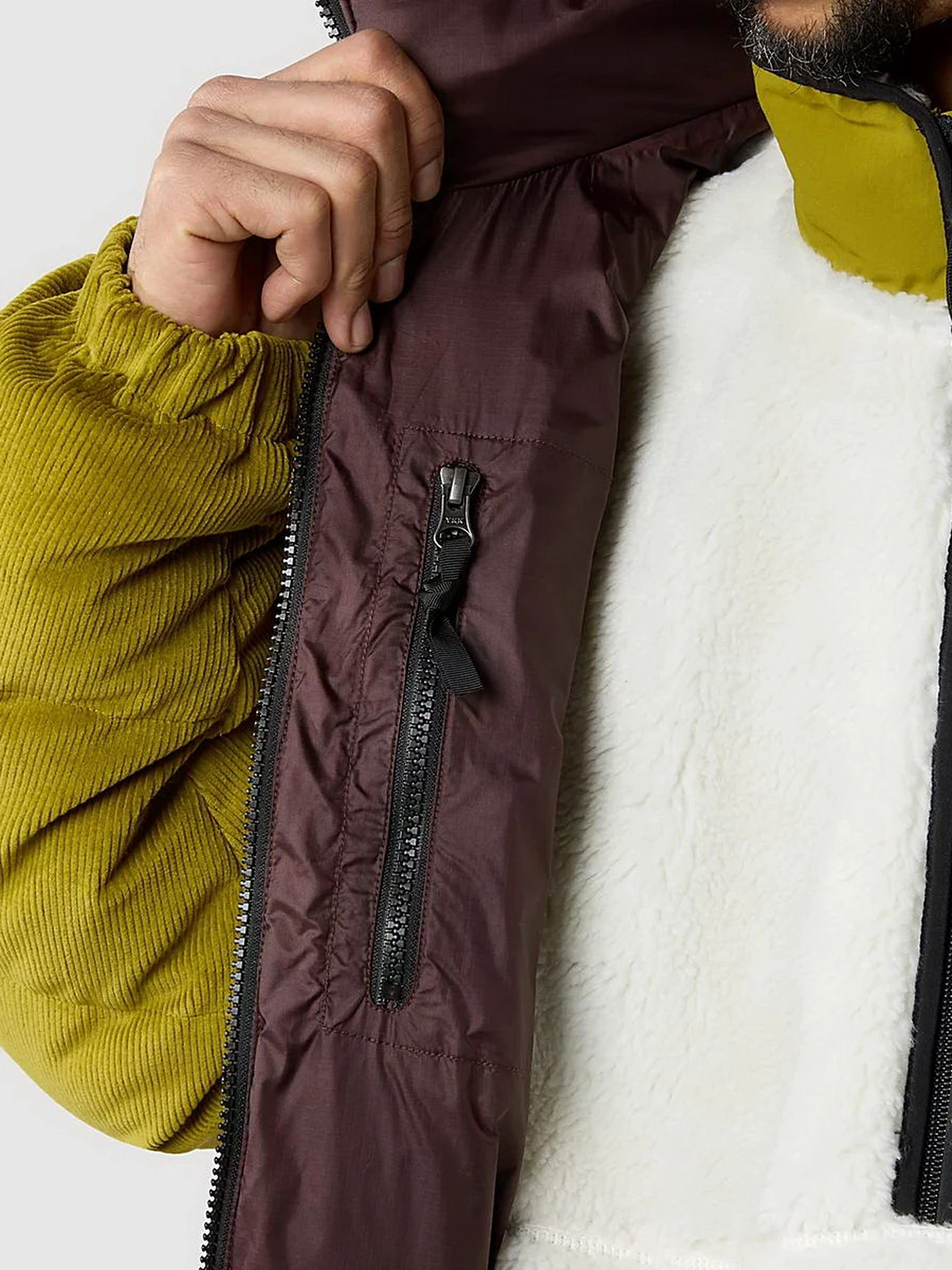Куртки и дубленки The North Face 1992 Nuptse Reversible Padded модель NF0A831IO621 Куртки и дубленки The North Face 1992 Nuptse Reversible Padded модель NF0A831IO621 Фото