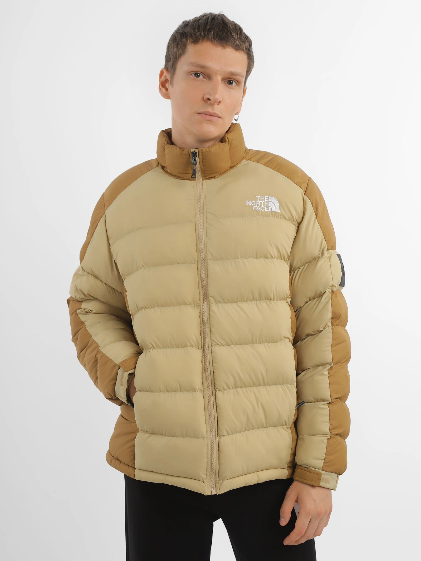 Куртки и дубленки The North Face Micro Ripstop Down модель NF0A852FQV31 Фото