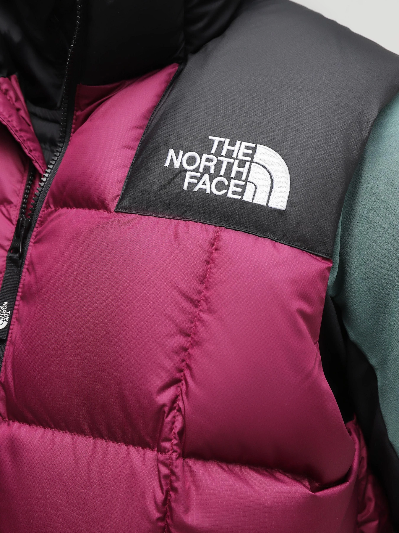 Куртки та дублянки The North Face Lhotse модель NF0A853DKK91 Куртки та дублянки The North Face Lhotse модель NF0A853DKK91 Фото