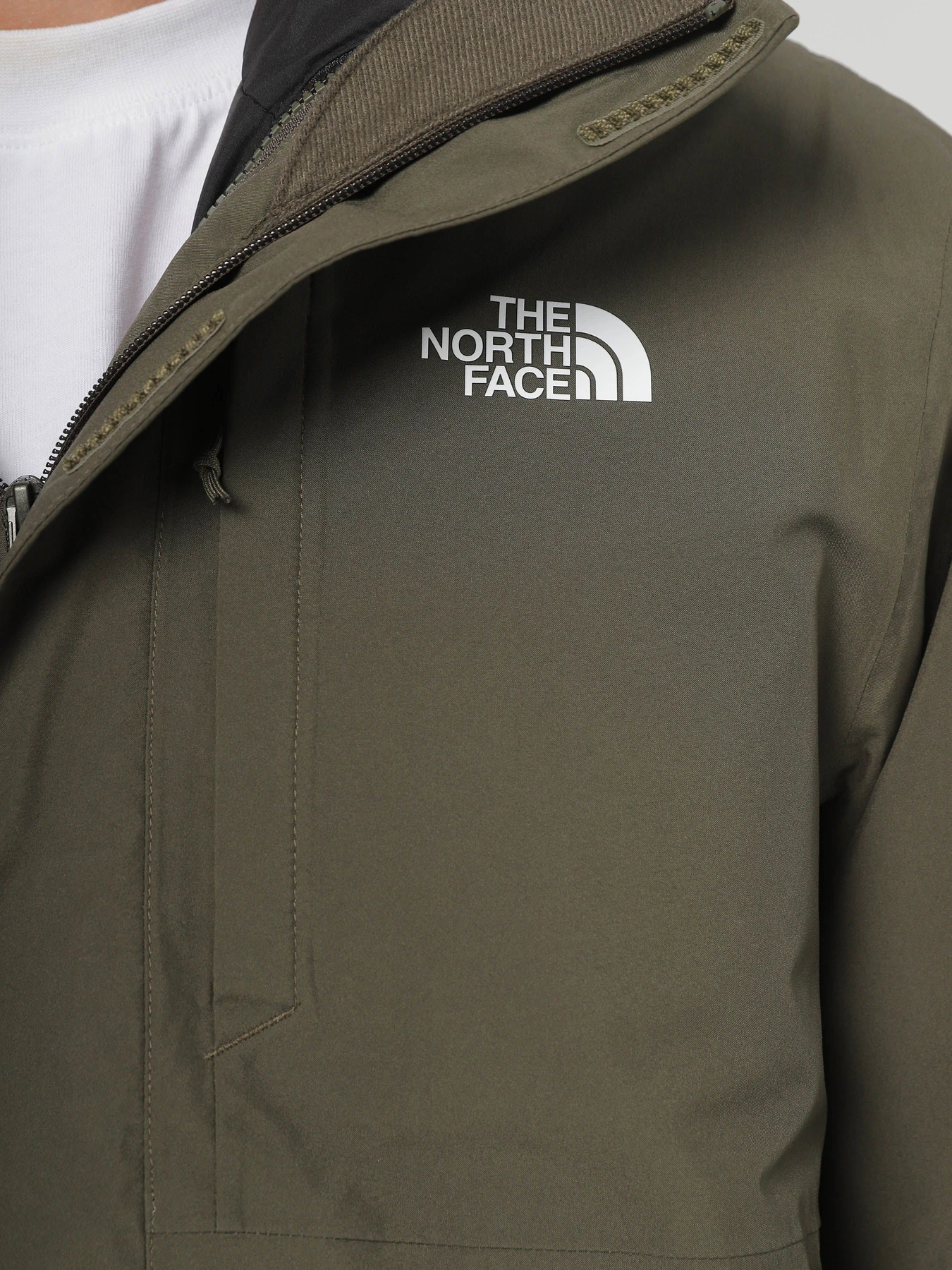 Куртки та дублянки The North Face Triclimate® модель NF0A5IWIBQW1 Куртки та дублянки The North Face Triclimate® модель NF0A5IWIBQW1 Фото