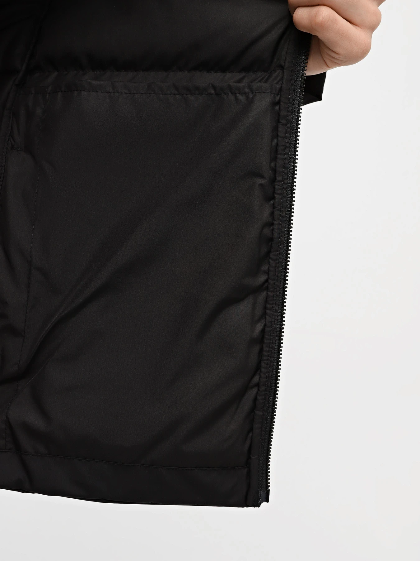 Куртки и дубленки The North Face Aconcagua 3 модель NF0A84HZJK31 Фото