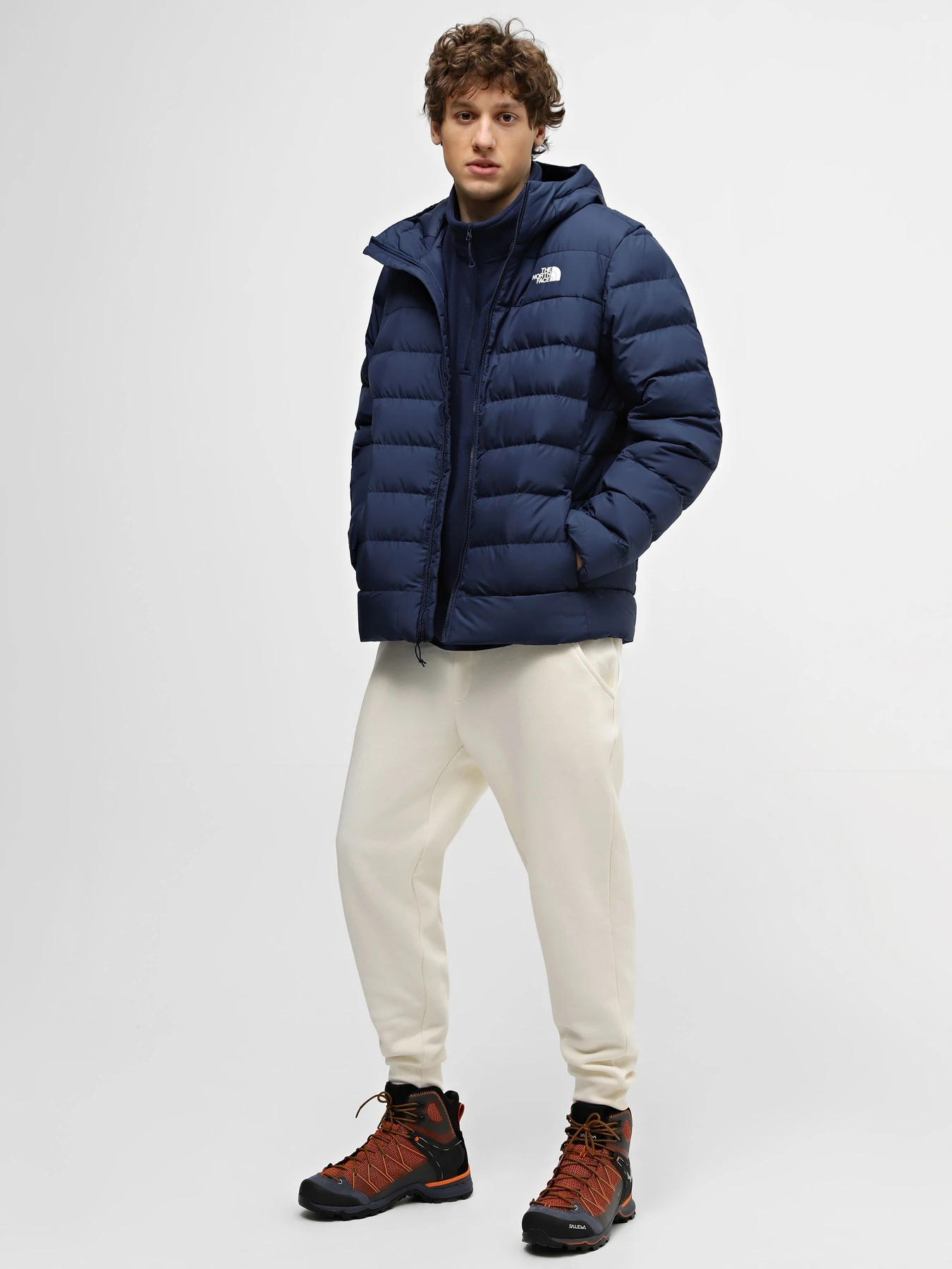 Куртки и дубленки The North Face Aconcagua 3 модель NF0A84I18K21 Фото