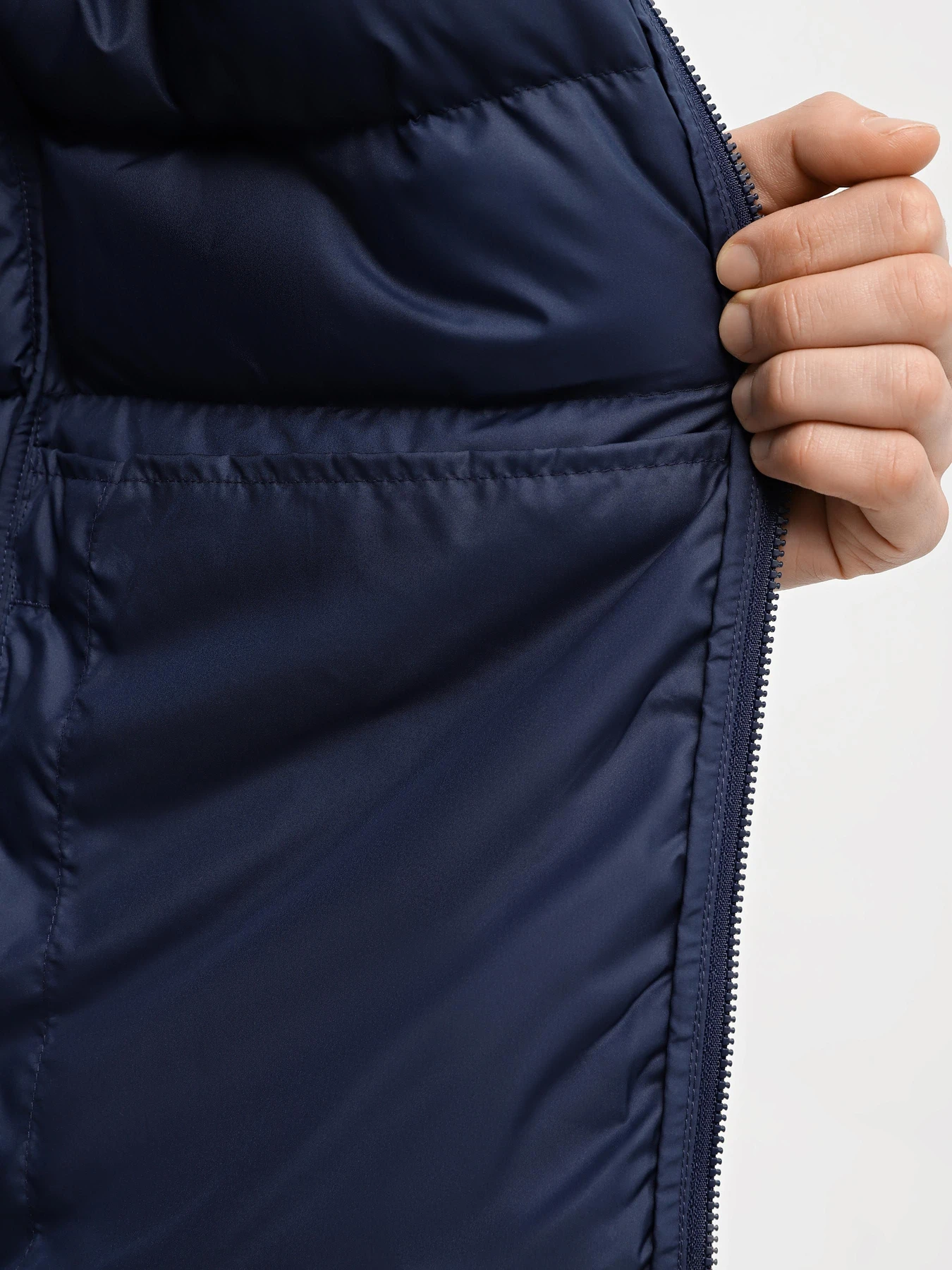 Куртки и дубленки The North Face Aconcagua 3 модель NF0A84I18K21 Фото