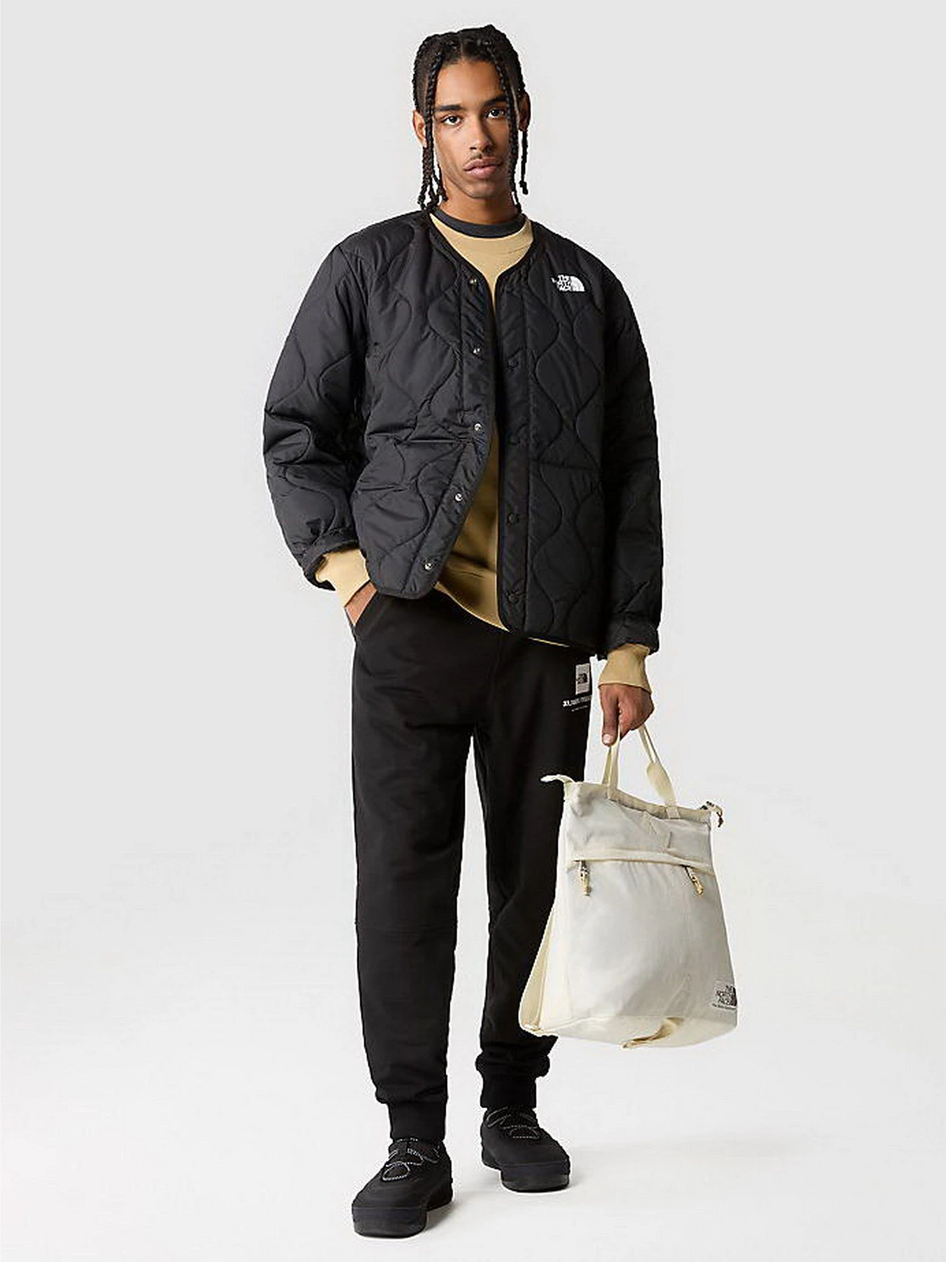 Куртки и дубленки The North Face AMPATO QUILTED модель NF0A852AJK31 Куртки и дубленки The North Face AMPATO QUILTED модель NF0A852AJK31 Фото