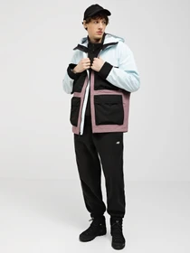 Куртки и дубленки The North Face Winterjacke модель NF0A82V2KID1 Фото